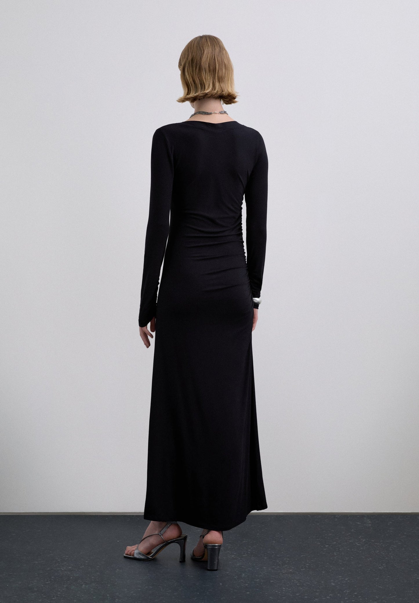 VESTIDO PUNTO COLLAR