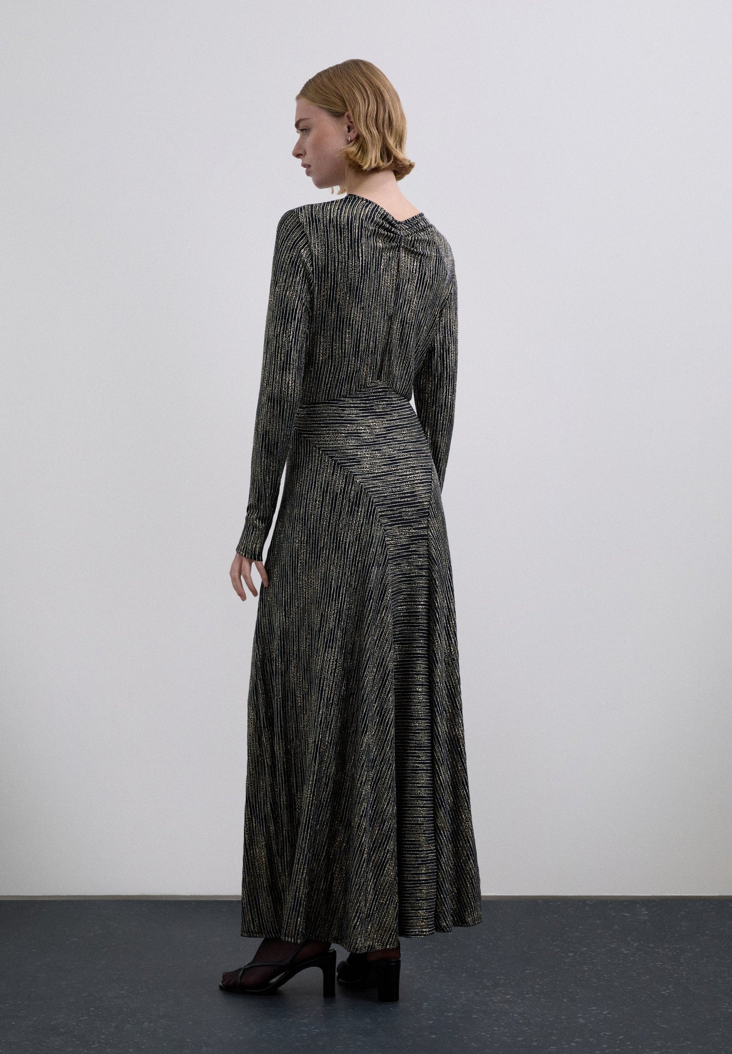 VESTIDO RAYAS METALIZADO