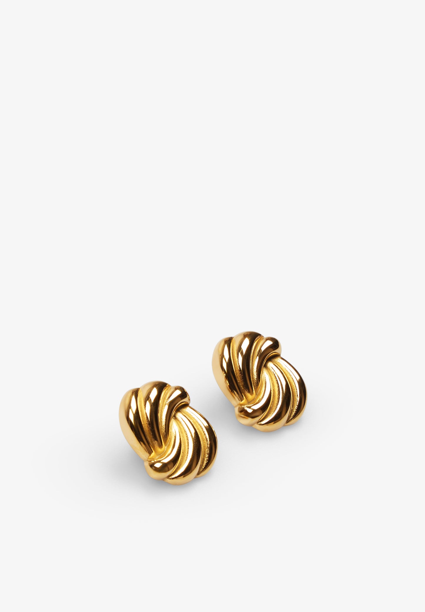 MINERVA BRAND | PENDIENTES BUTÓN