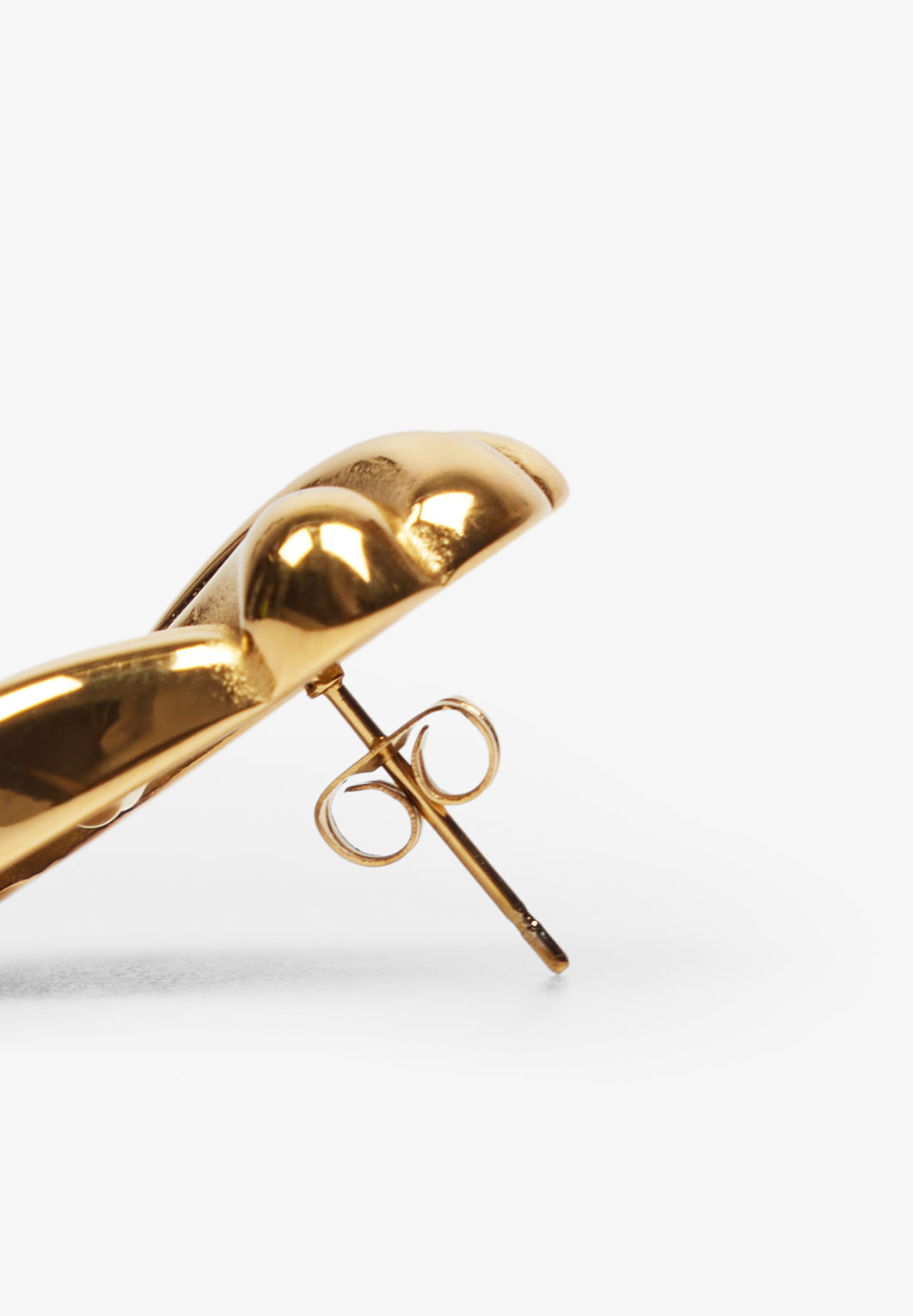 MINERVA BRAND | PENDIENTES BUTÓN