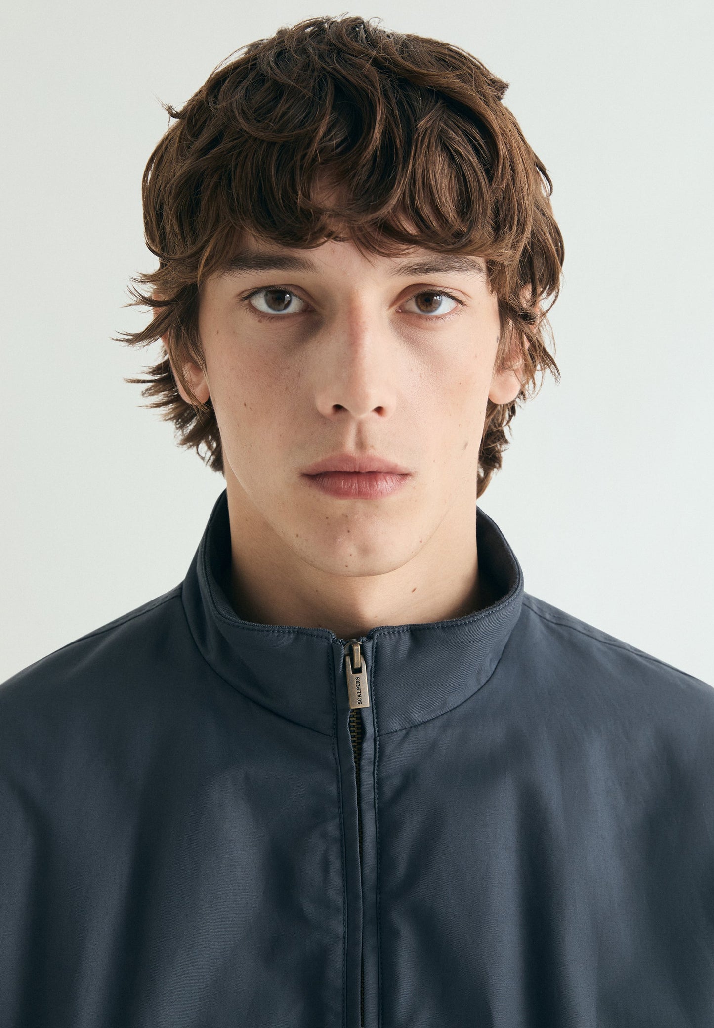 CHAQUETA BOMBER CUELLO ALTO