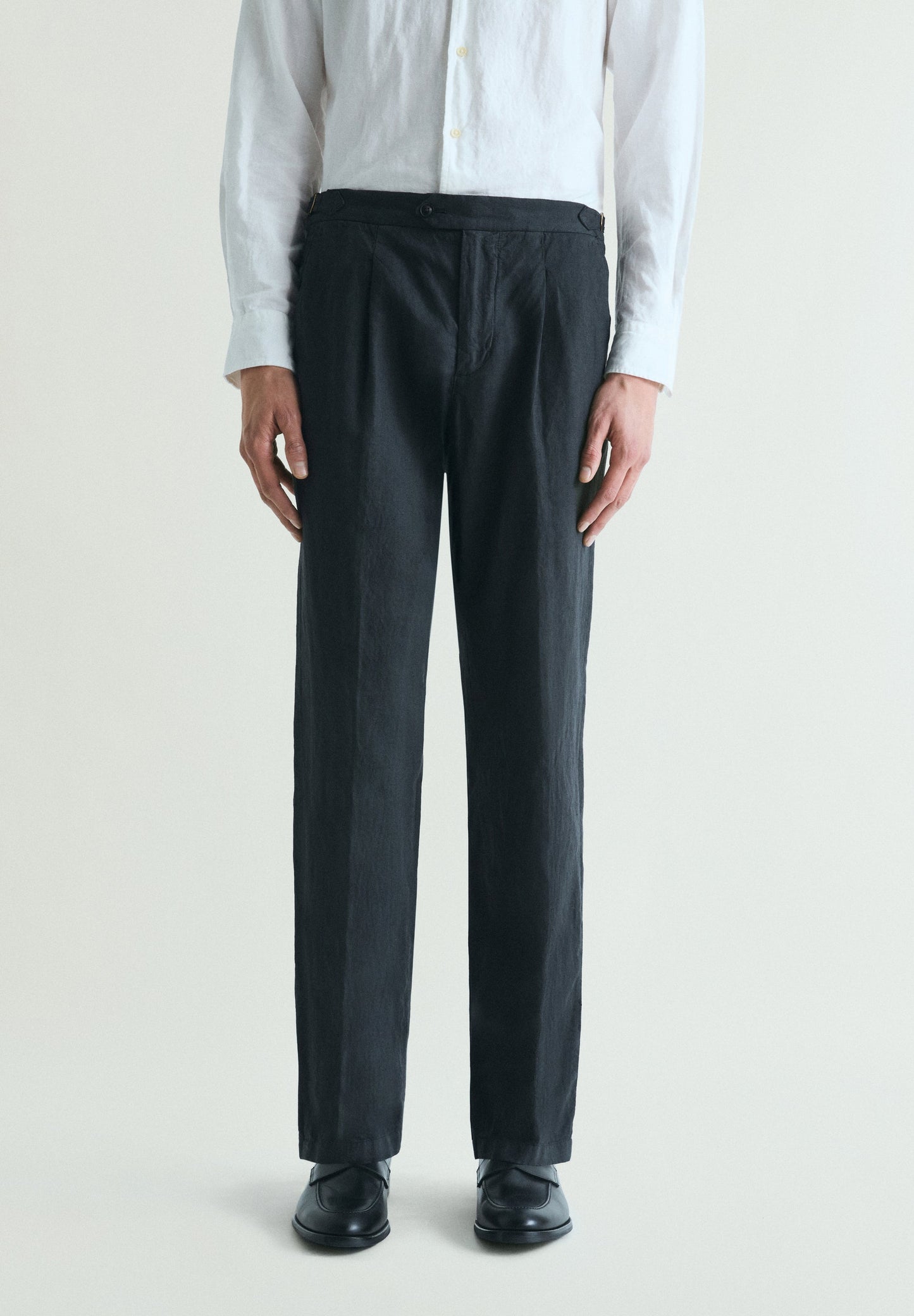 PANTALÓN TRAJE LINO