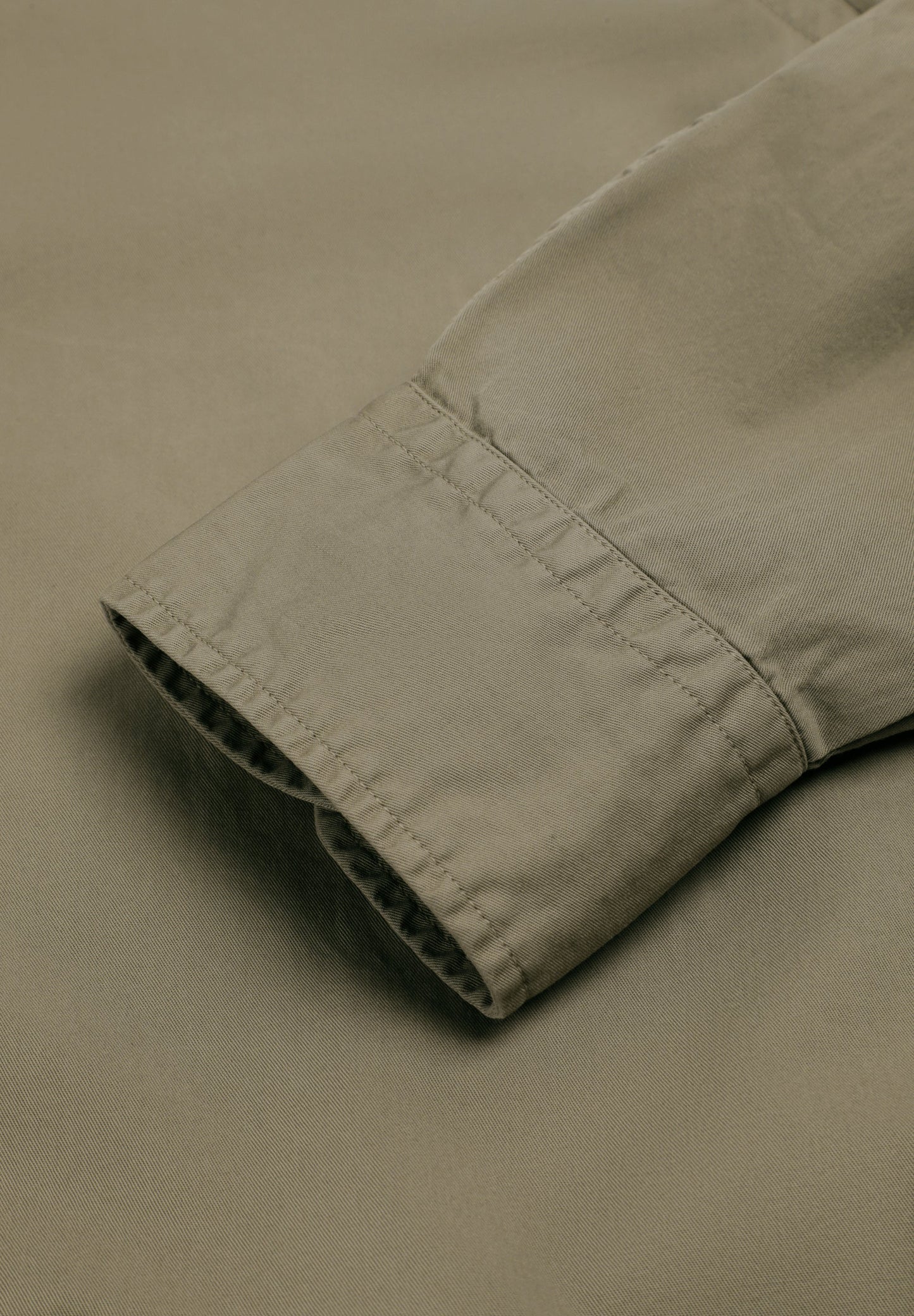 CAMISA REGULAR FIT BORDADA