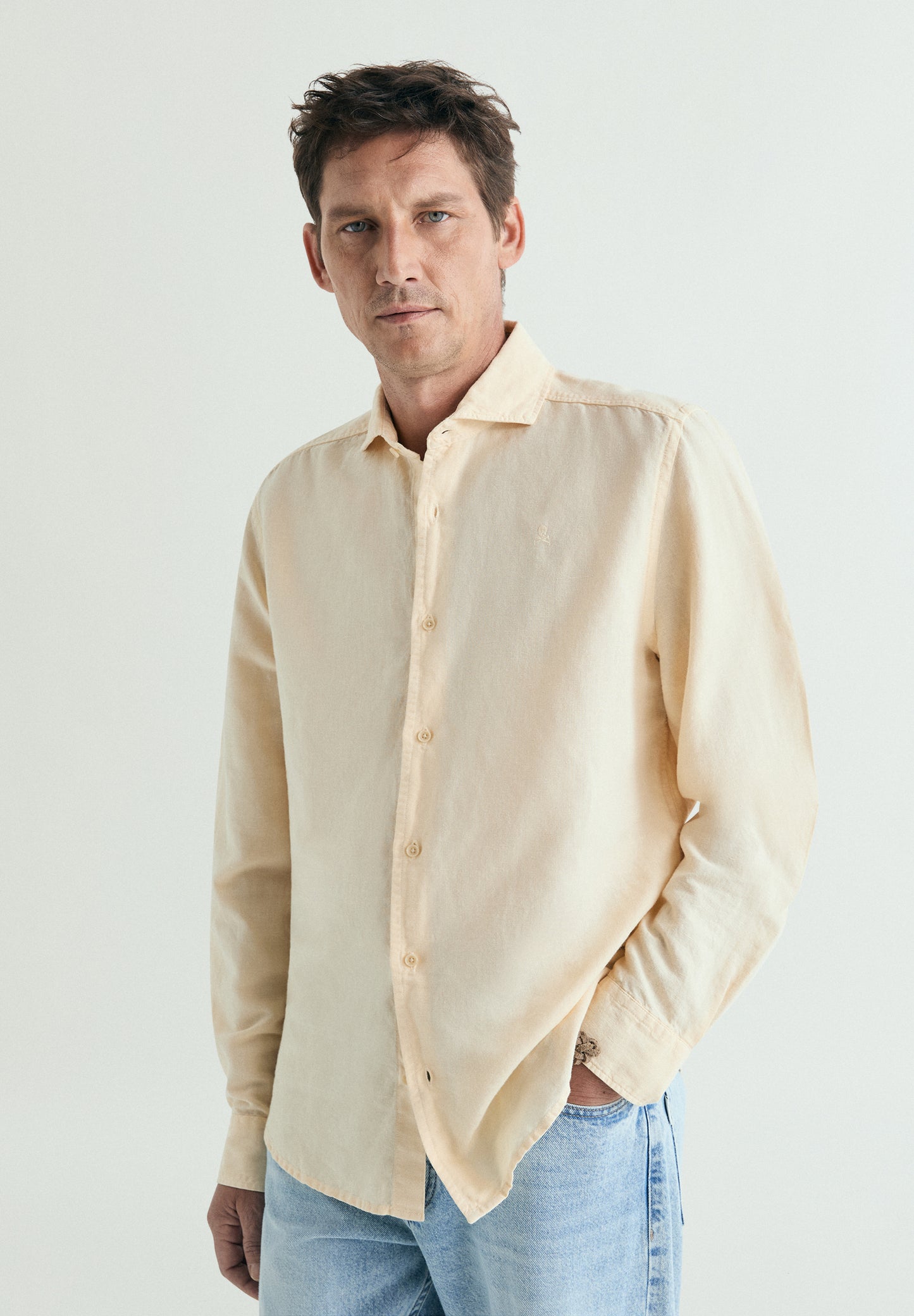 CAMISA LINO CALAVERA
