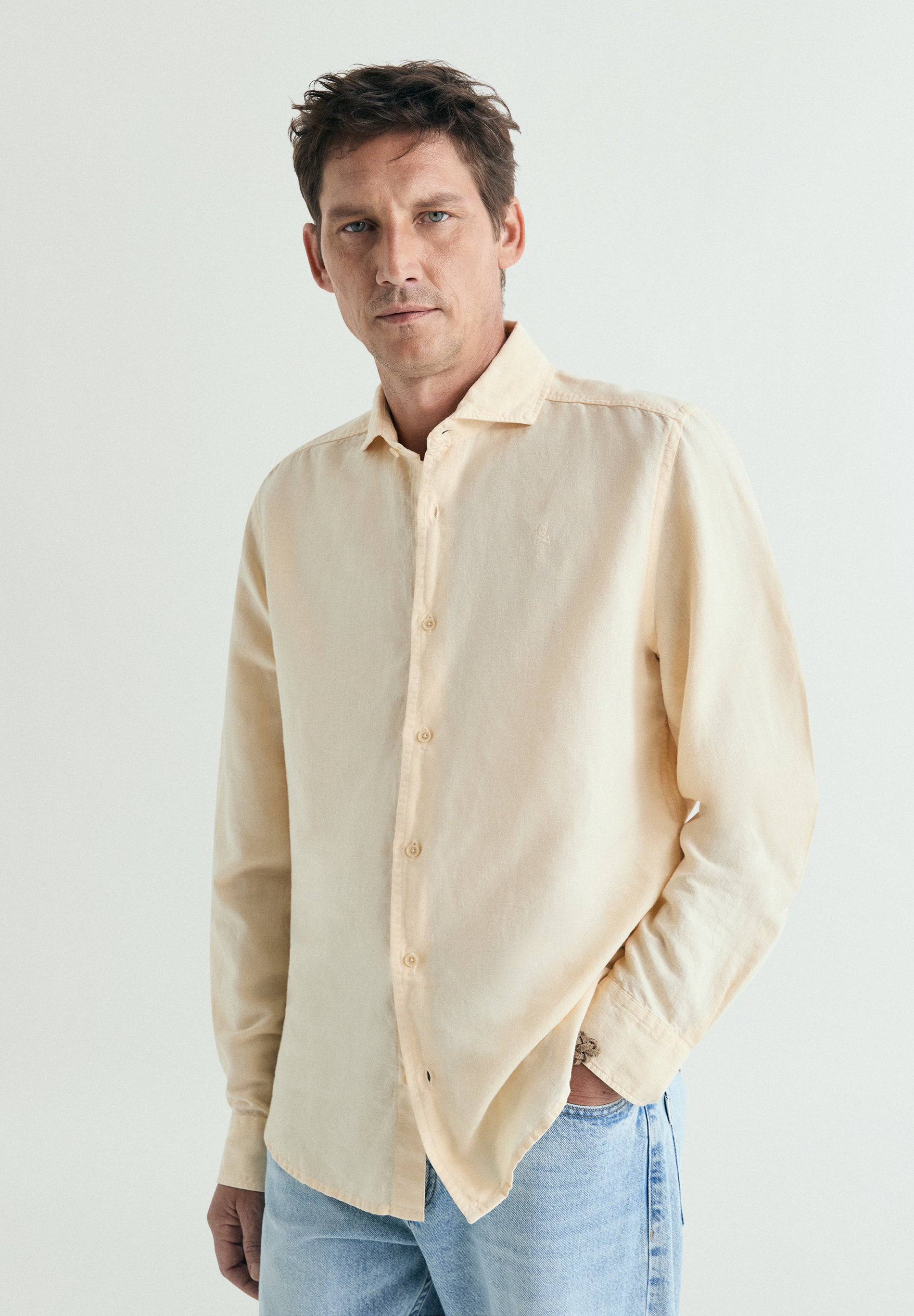 CAMISA LINO CALAVERA