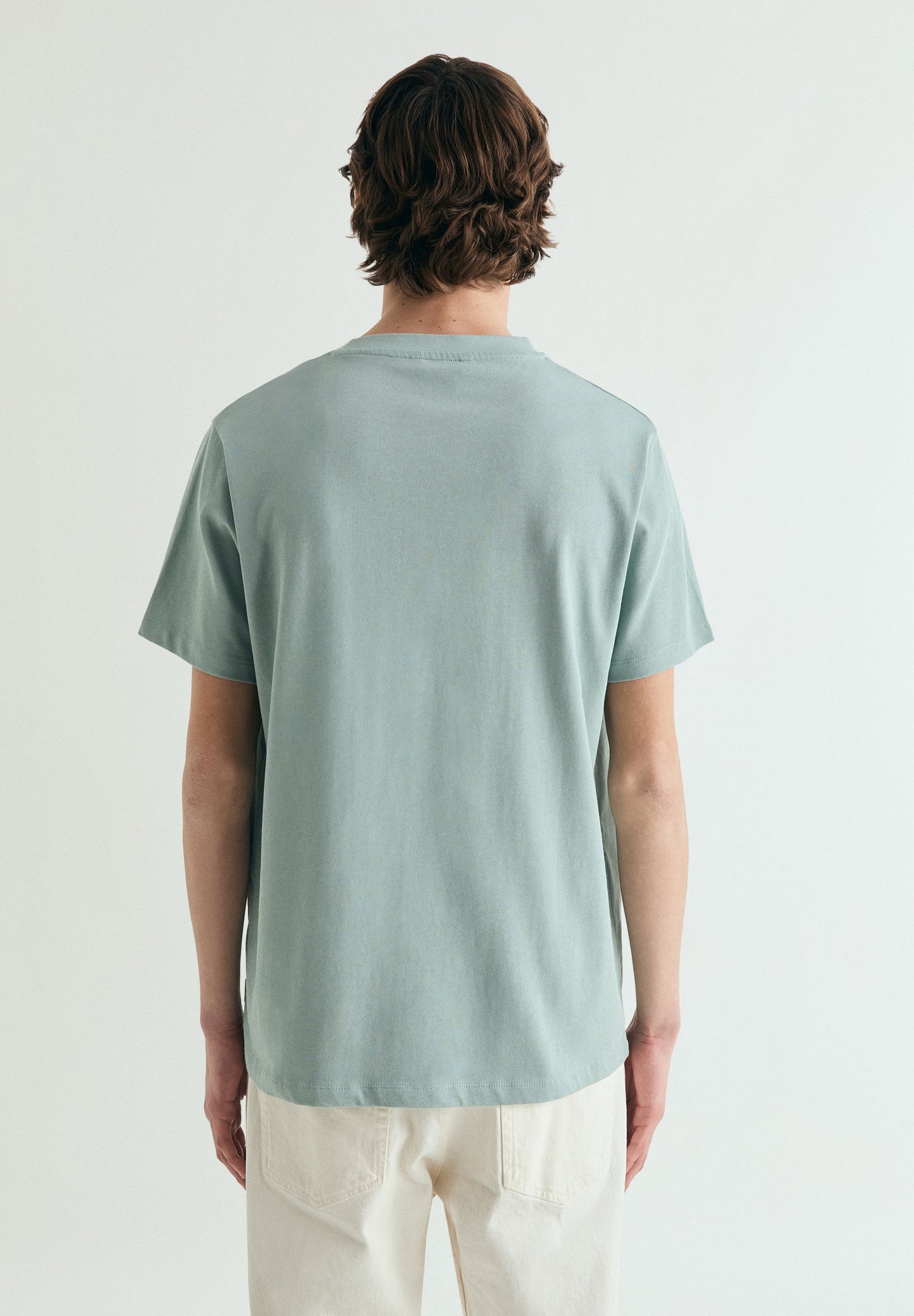 CAMISETA BORDADA MEDIUM WEIGHT