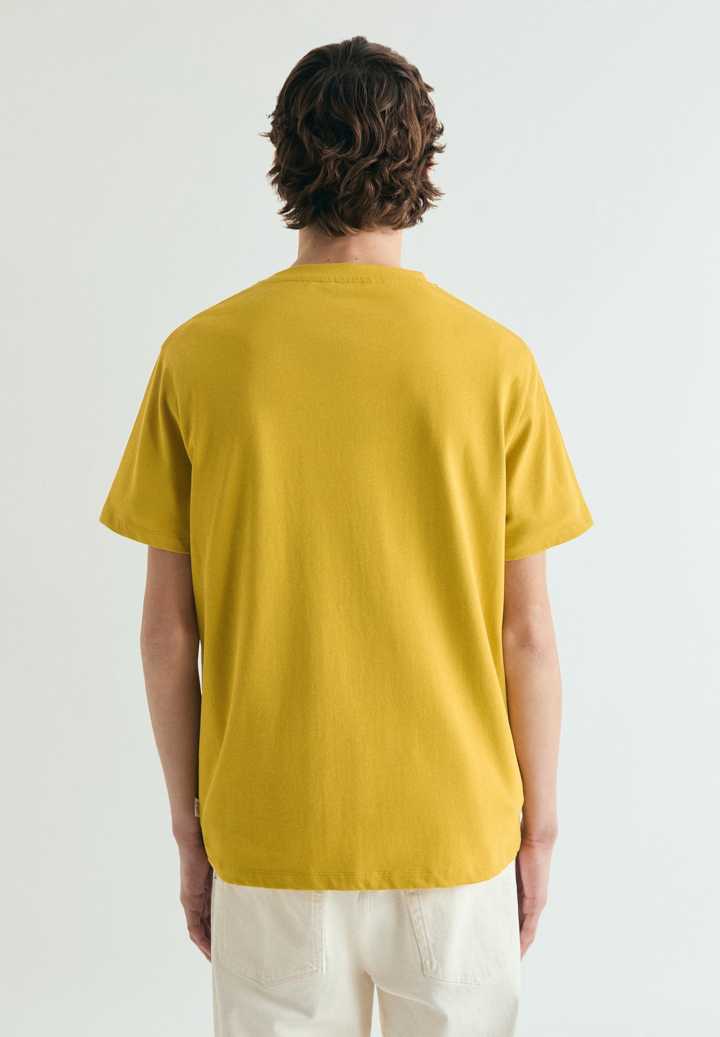 CAMISETA BORDADA MEDIUM WEIGHT