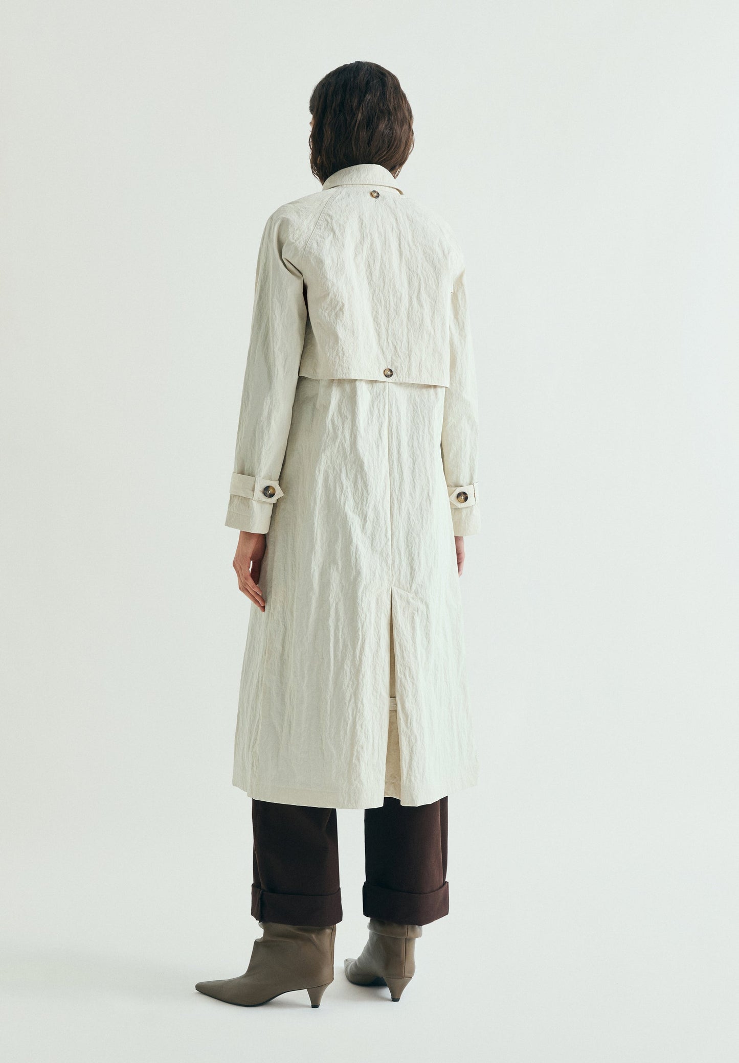 GABARDINA MULTIPOSICIÓN LIGERA