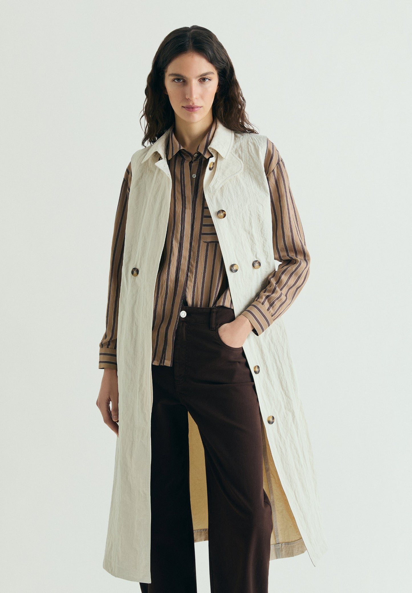 GABARDINA MULTIPOSICIÓN LIGERA