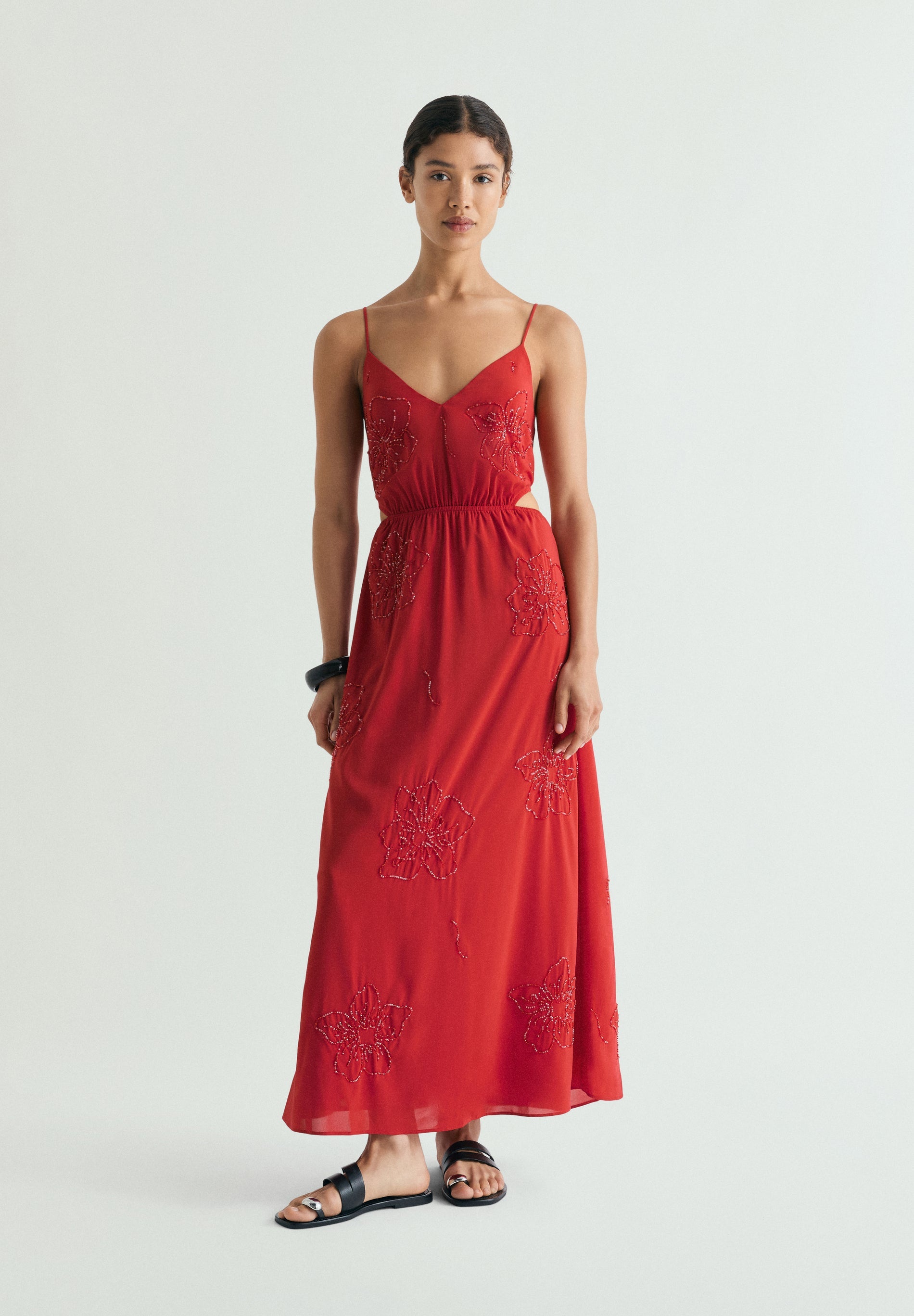 VESTIDO MIDI ABALORIOS CON CUT OUT
