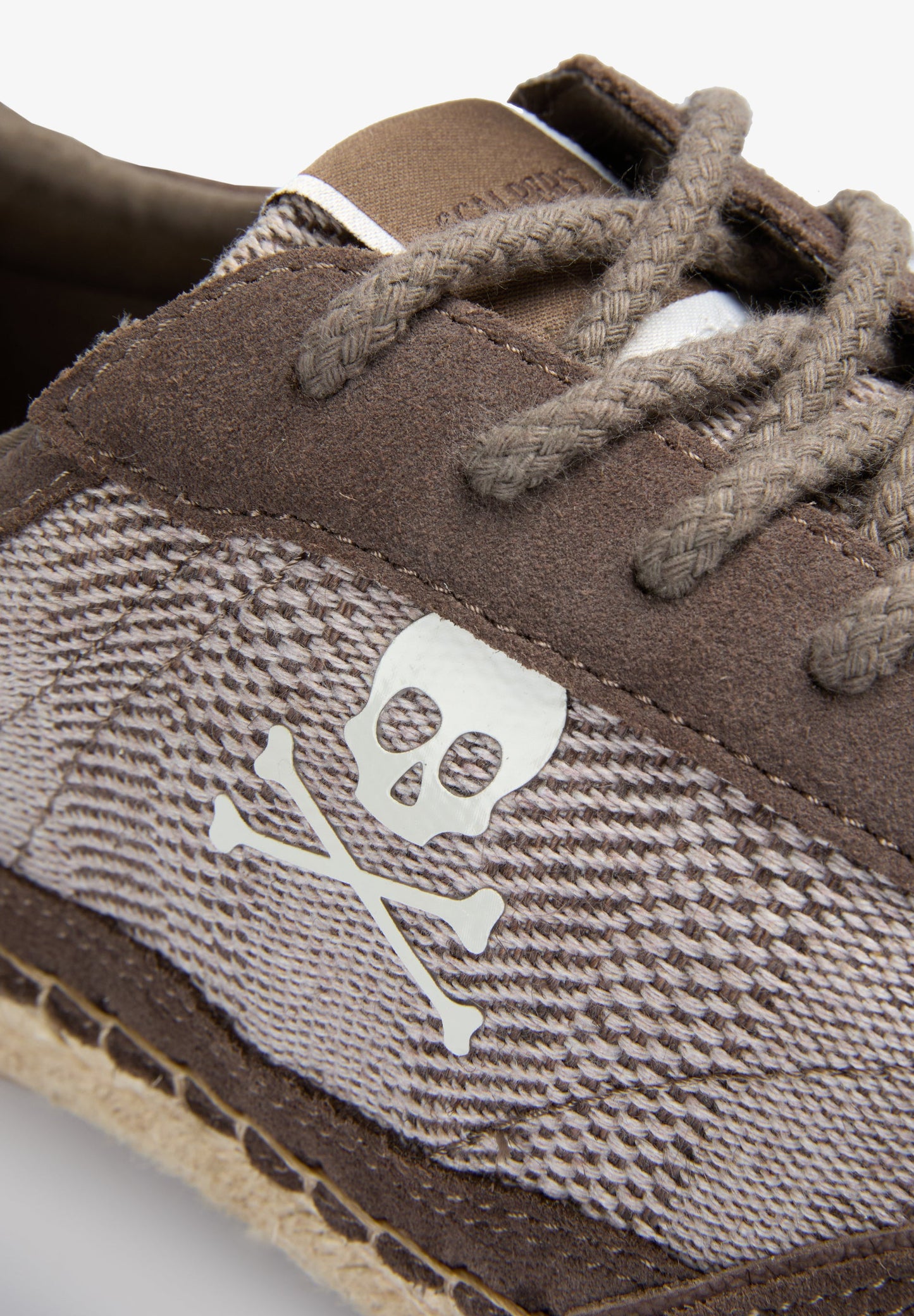 SNEAKERS YUTE COMBINADAS