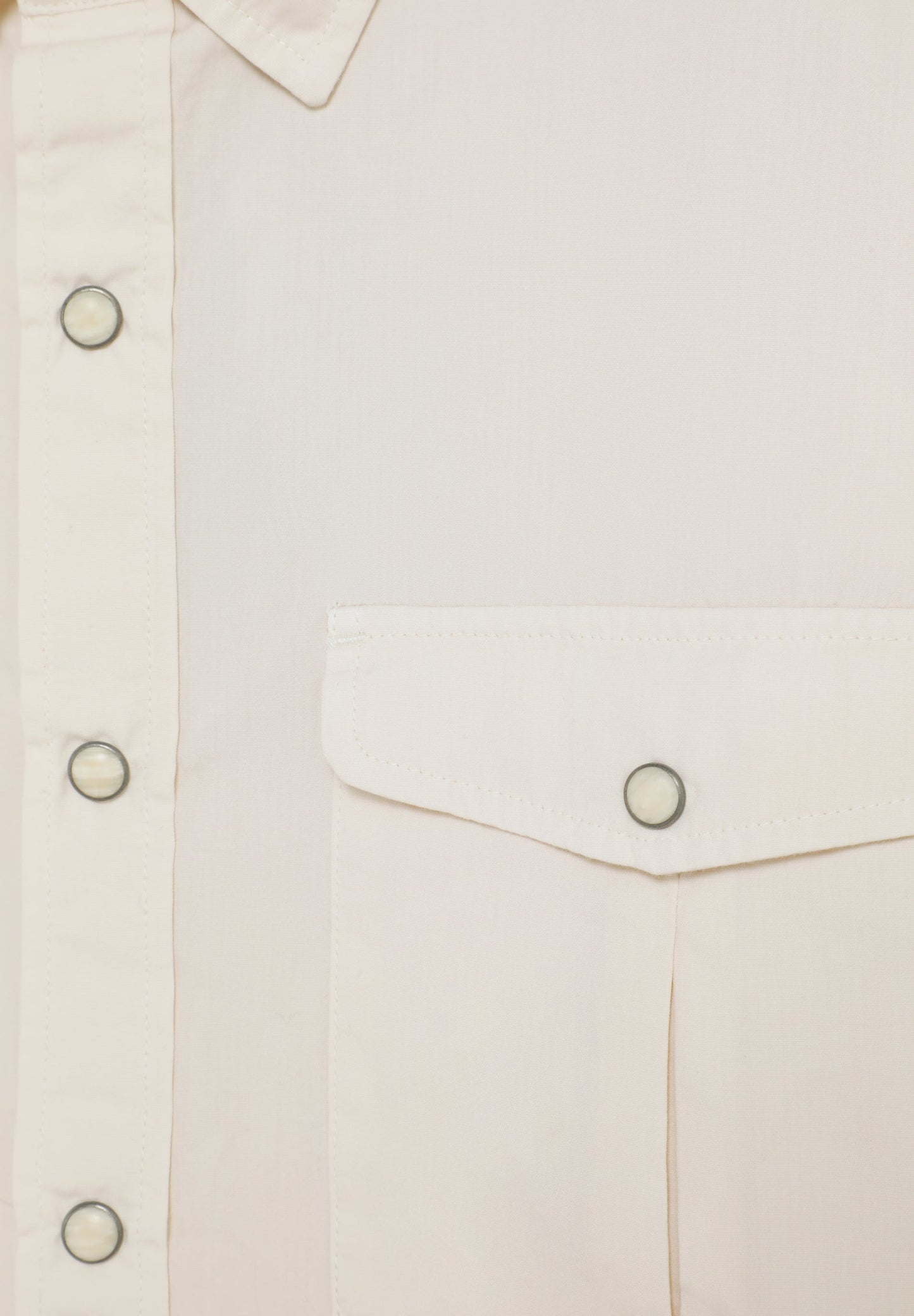 CAMISA BOLSILLOS CON BOTONES