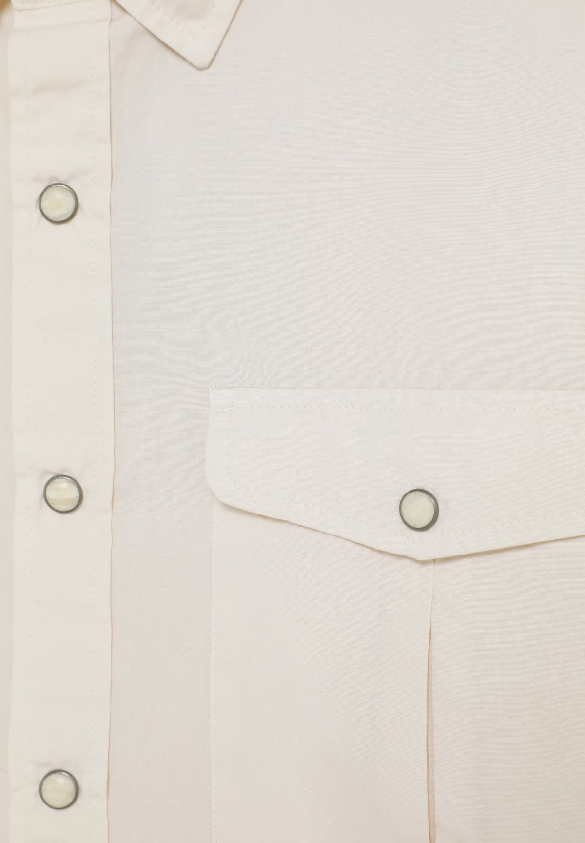 CAMISA BOLSILLOS CON BOTONES