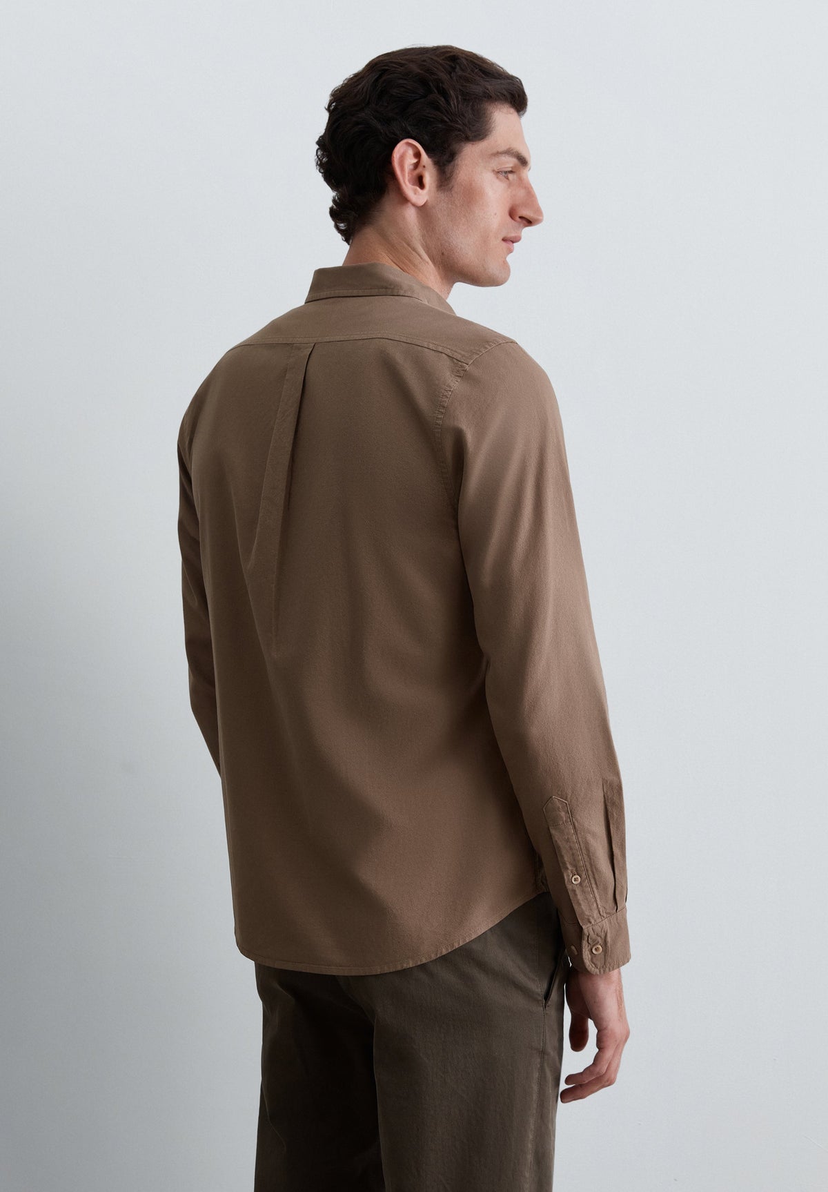 CAMISA OXFORD CON BOLSILLO