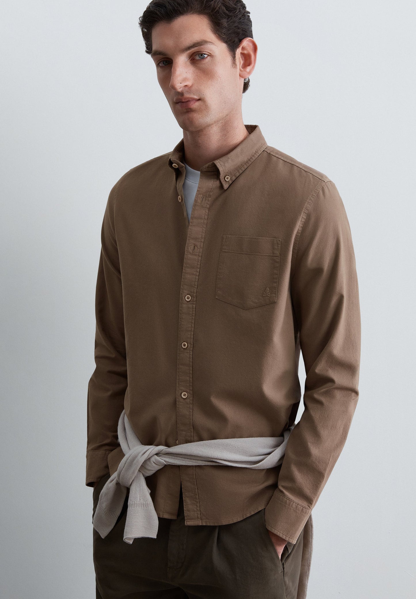 CAMISA OXFORD CON BOLSILLO