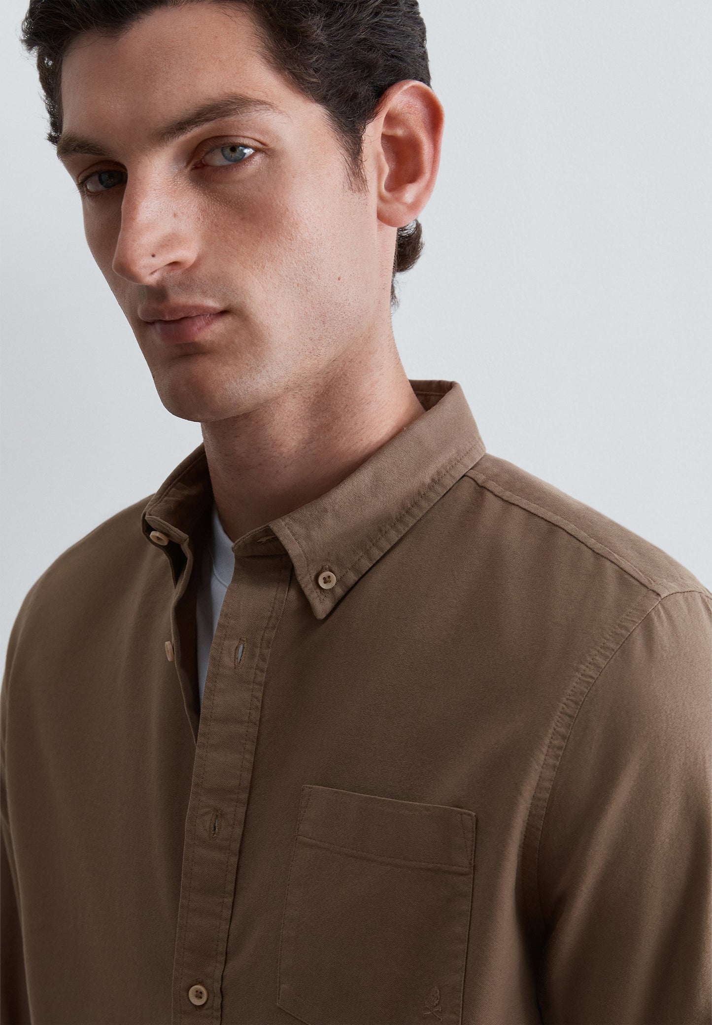 CAMISA OXFORD CON BOLSILLO