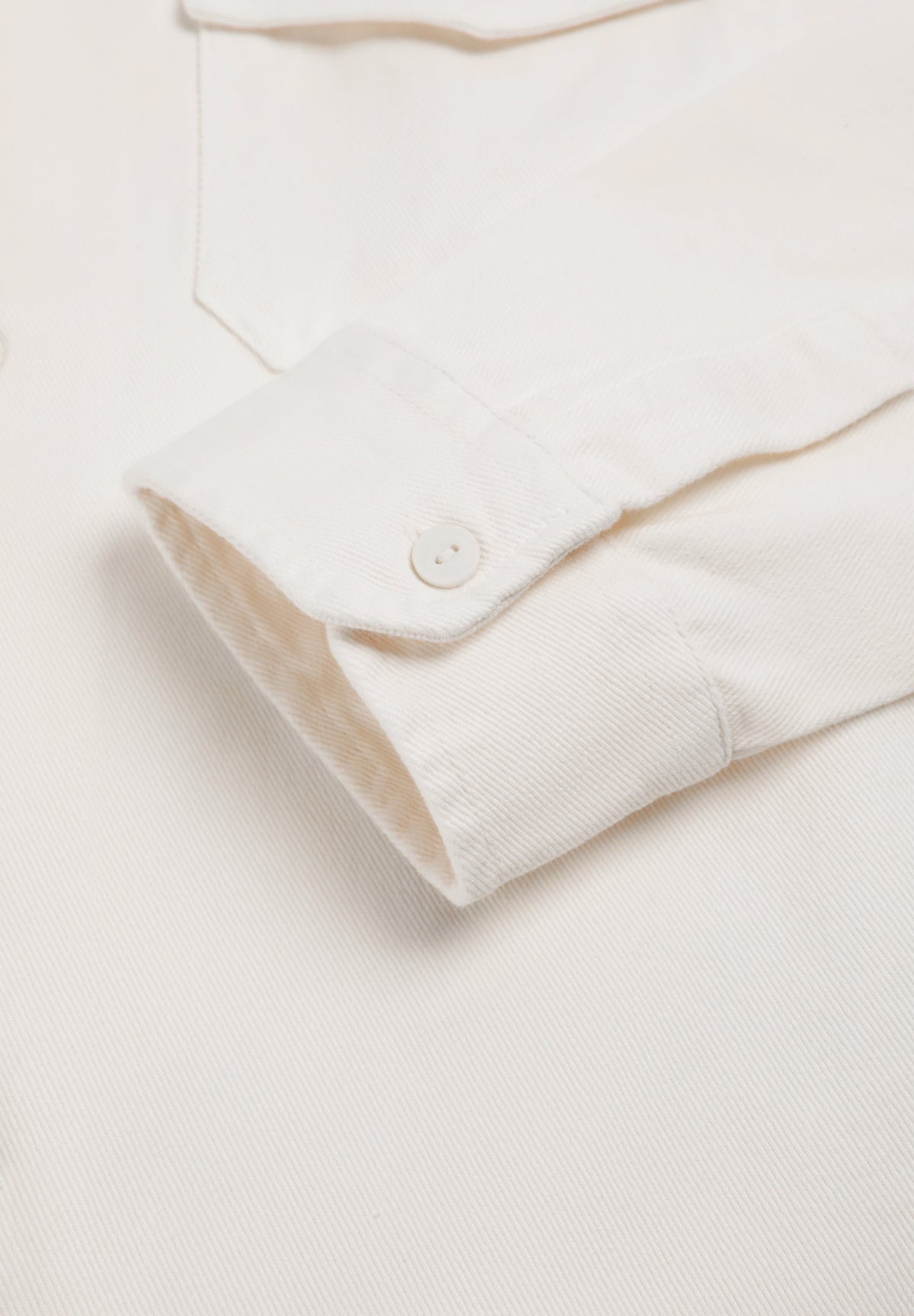 SOBRECAMISA BOLSILLOS BOXY FIT