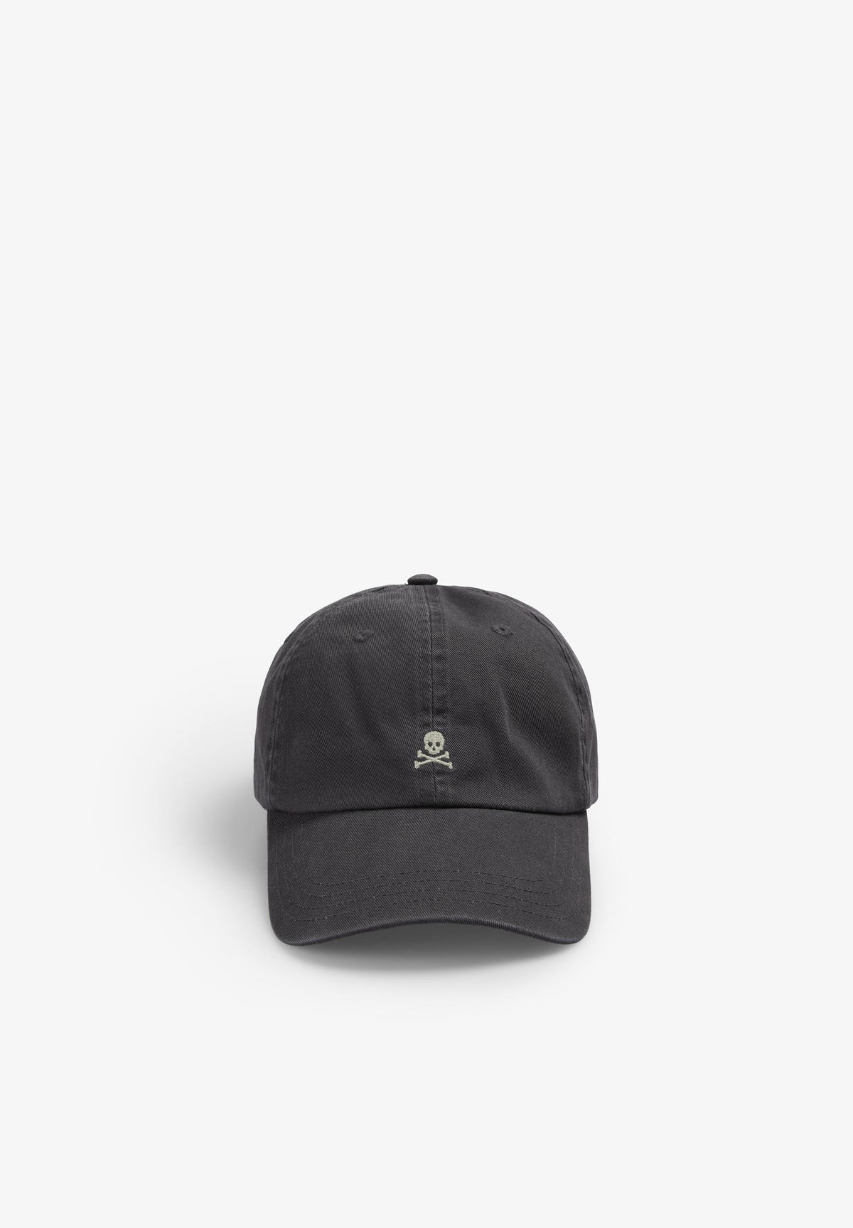 GORRA CALAVERA BORDADA