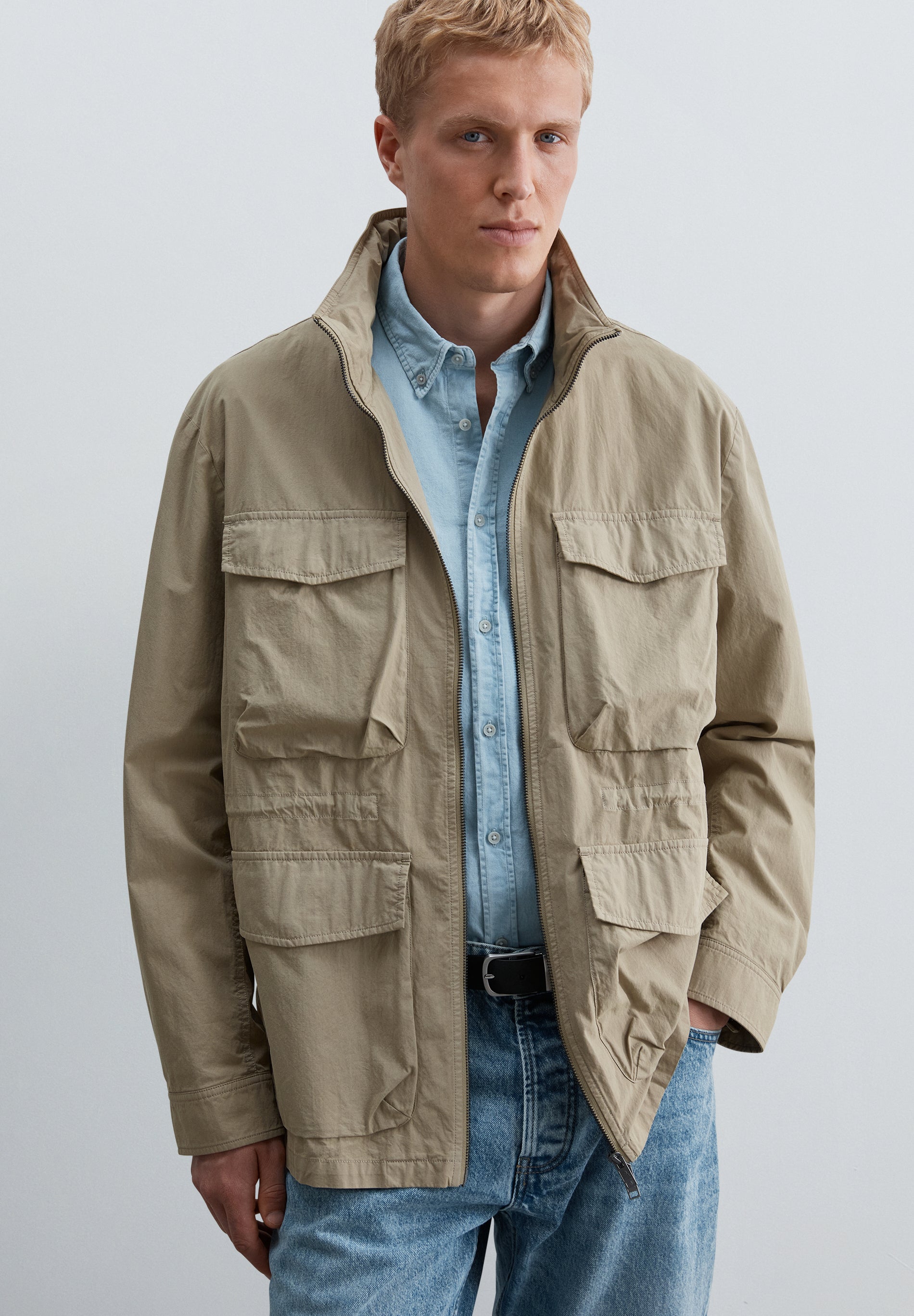 CHAQUETA MILITAR BOLSILLOS