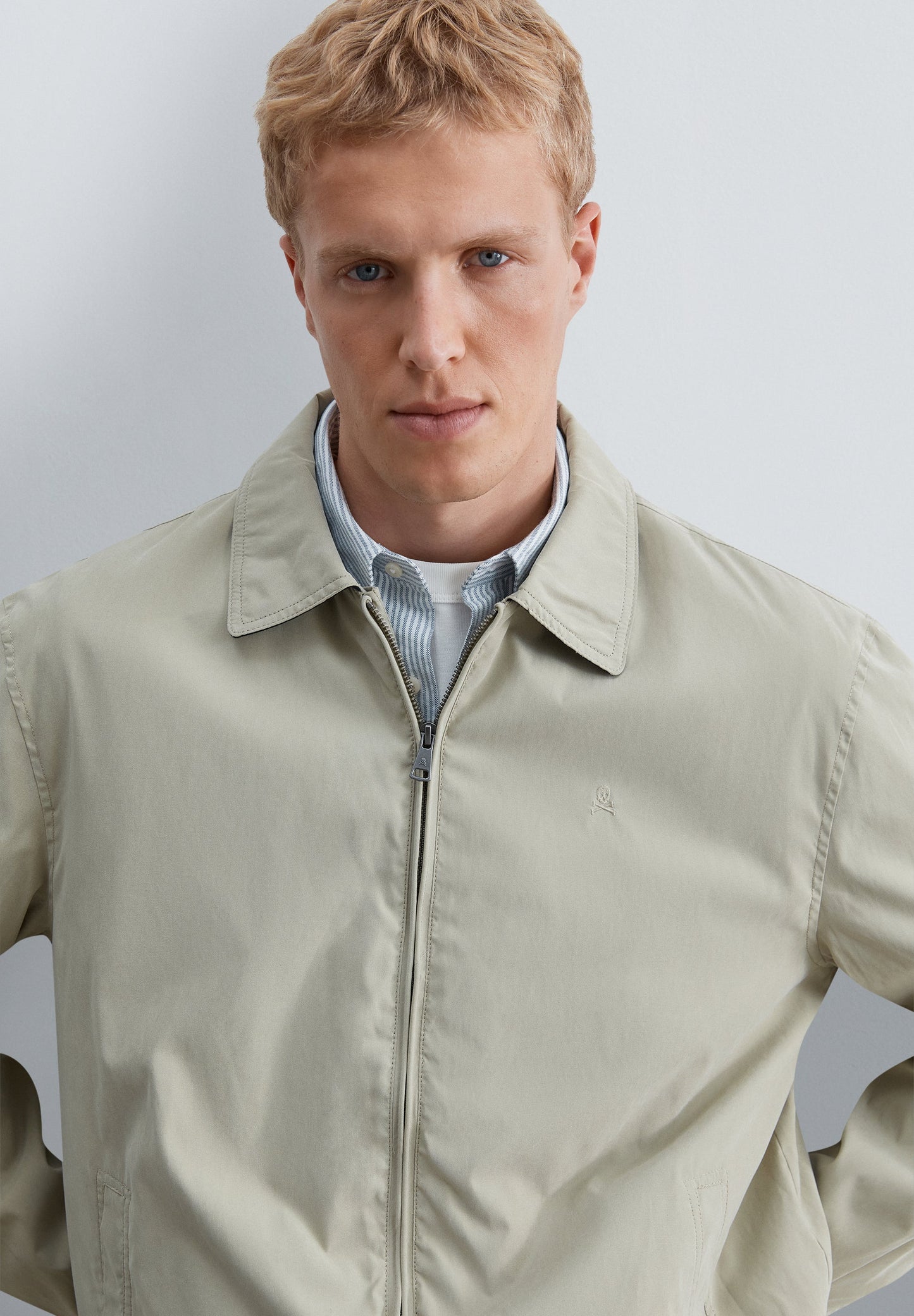 CHAQUETA BOMBER CALAVERA