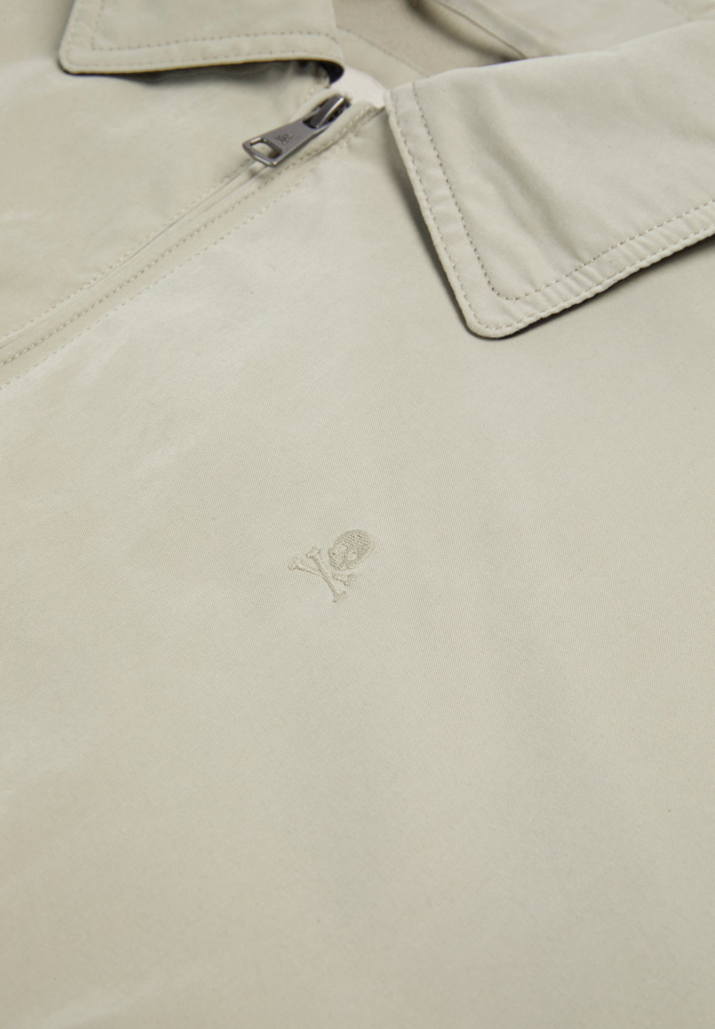 CHAQUETA BOMBER CALAVERA