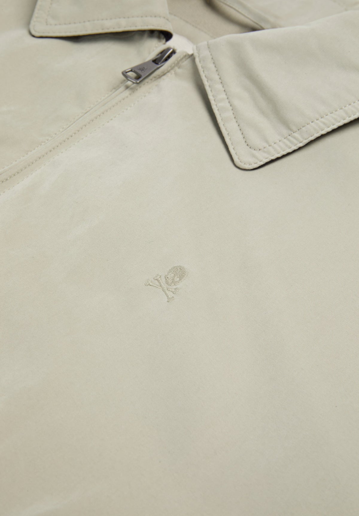 CHAQUETA BOMBER CALAVERA