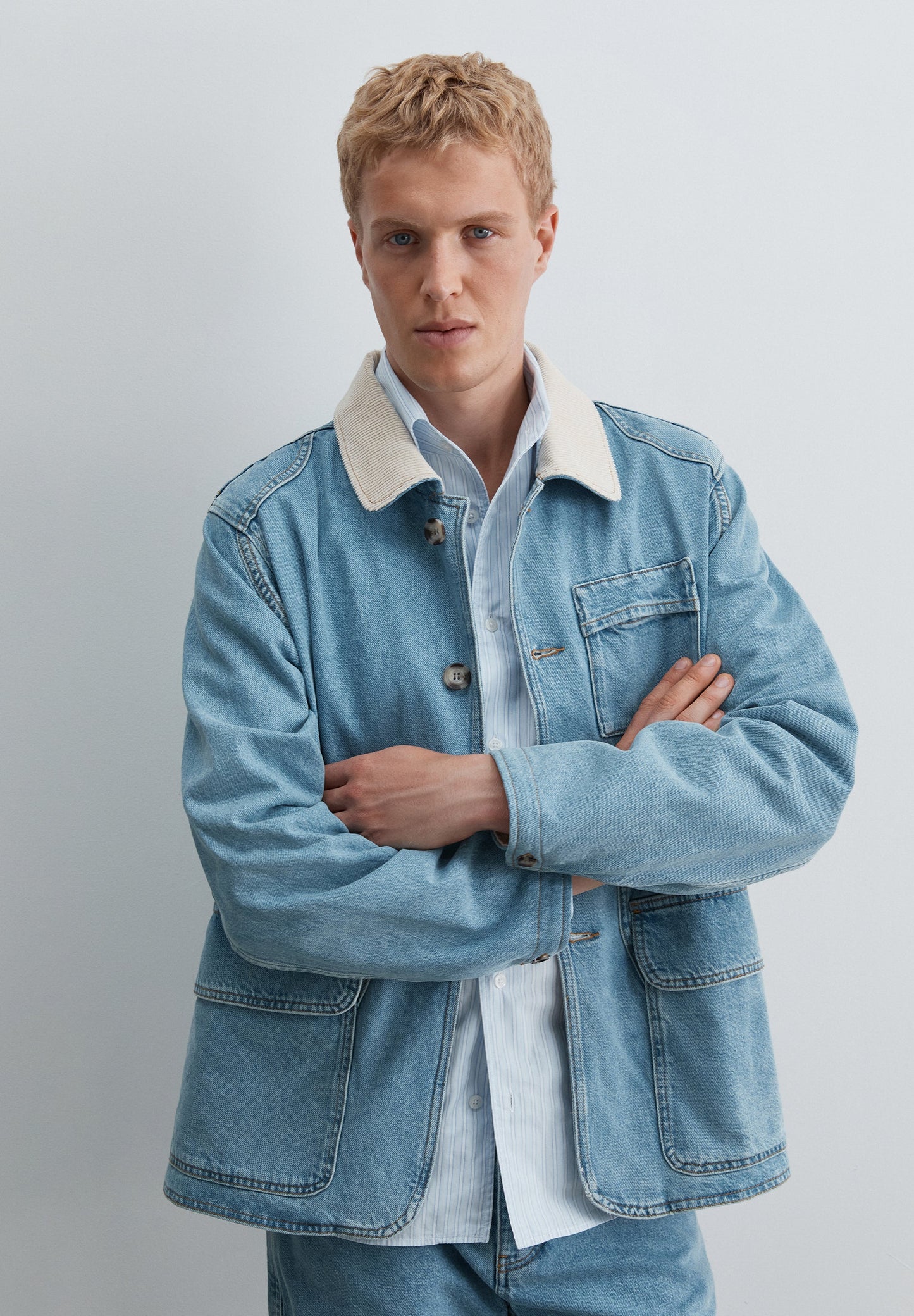 CHAQUETA DENIM MULTIBOLSILLOS