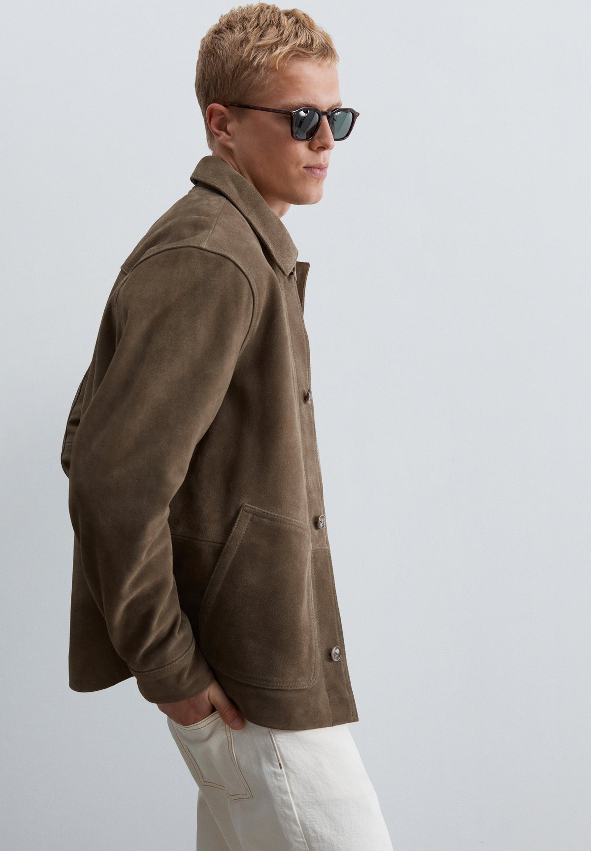 CHAQUETA ANTE CON BOLSILLOS