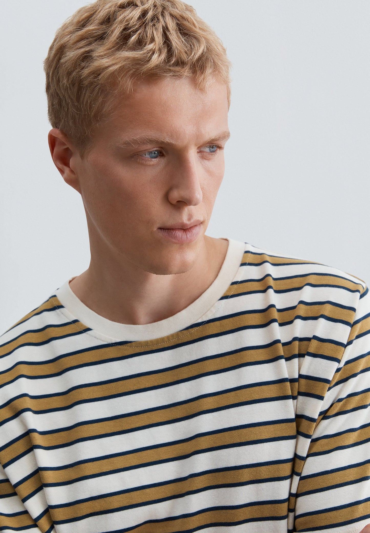 SCSTRIPES TEE