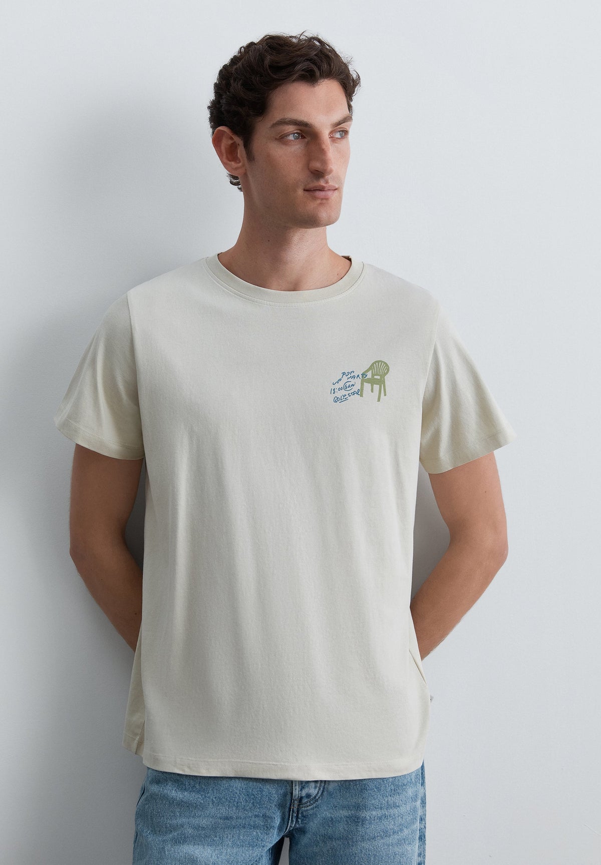 CAMISETA REGULAR FIT PRINT CONTRASTE