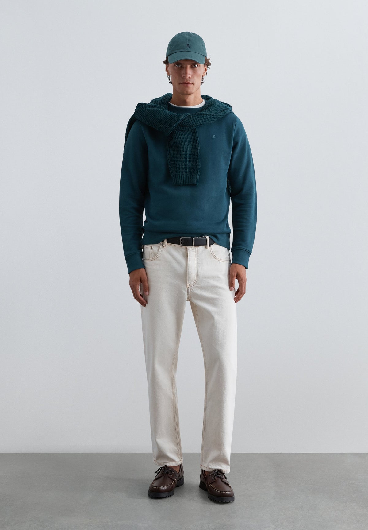 SUDADERA CREWNECK BORDADO TONO