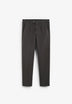 PANTALÓN CHINO PINZAS