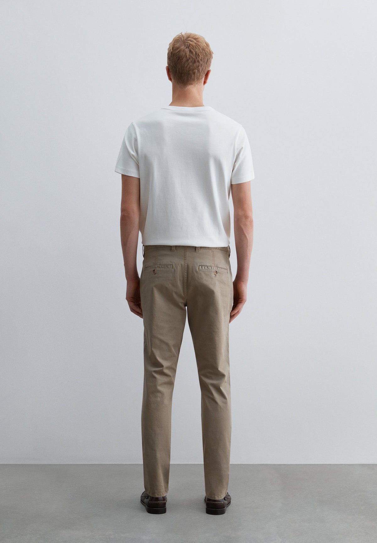 PANTALÓN CHINO SLIM FIT