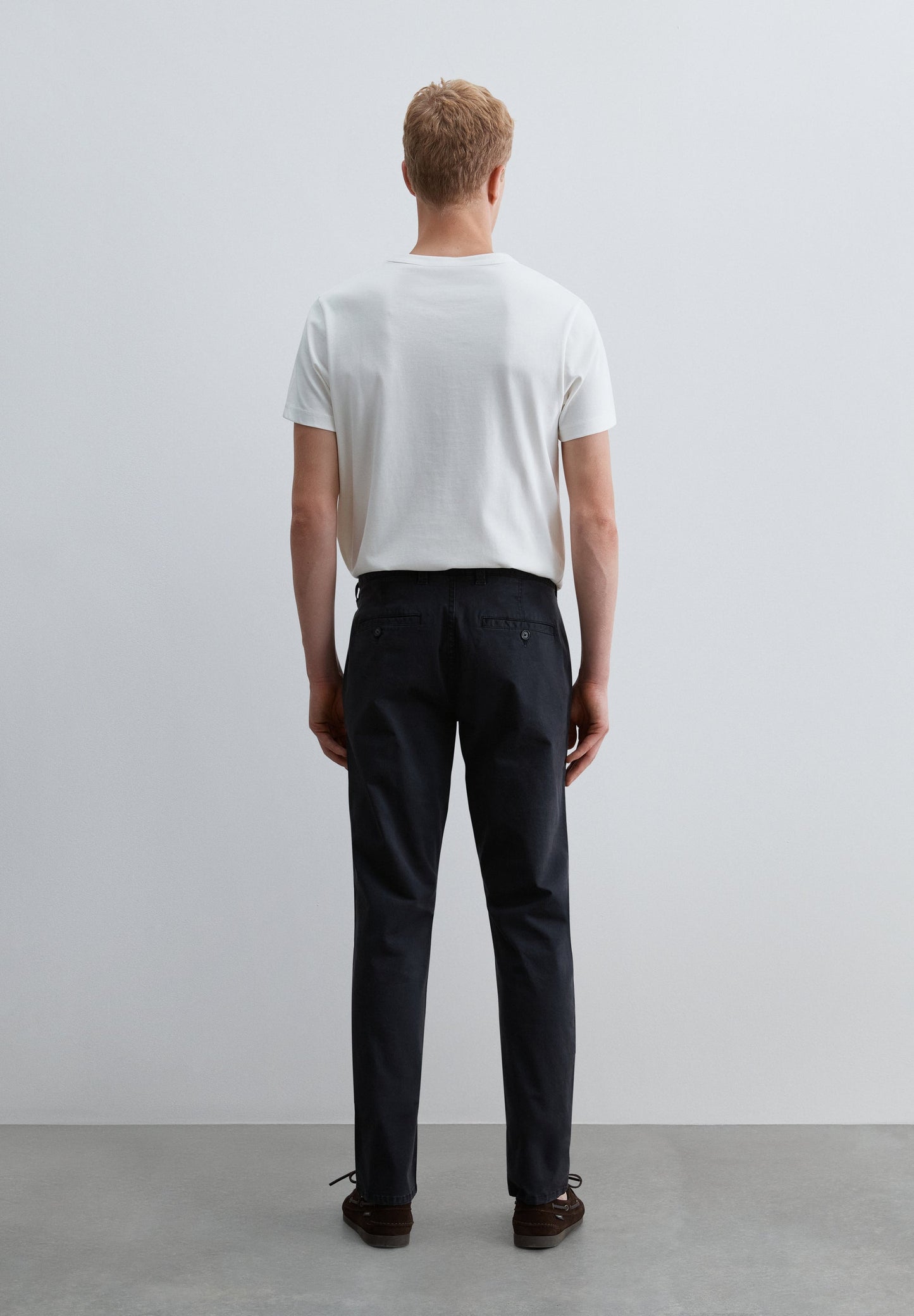 PANTALÓN CHINO SLIM FIT