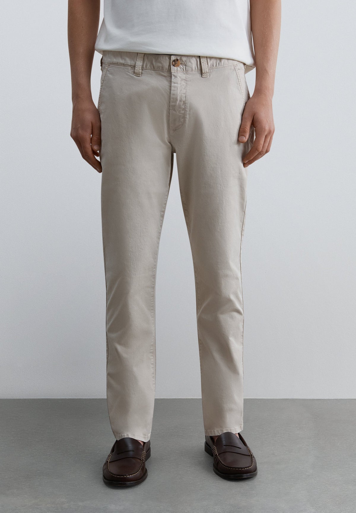 PANTALÓN CHINO SLIM FIT