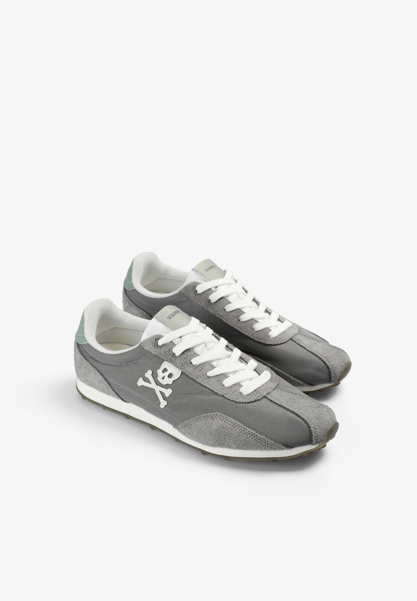 SCRACER SNEAKERS