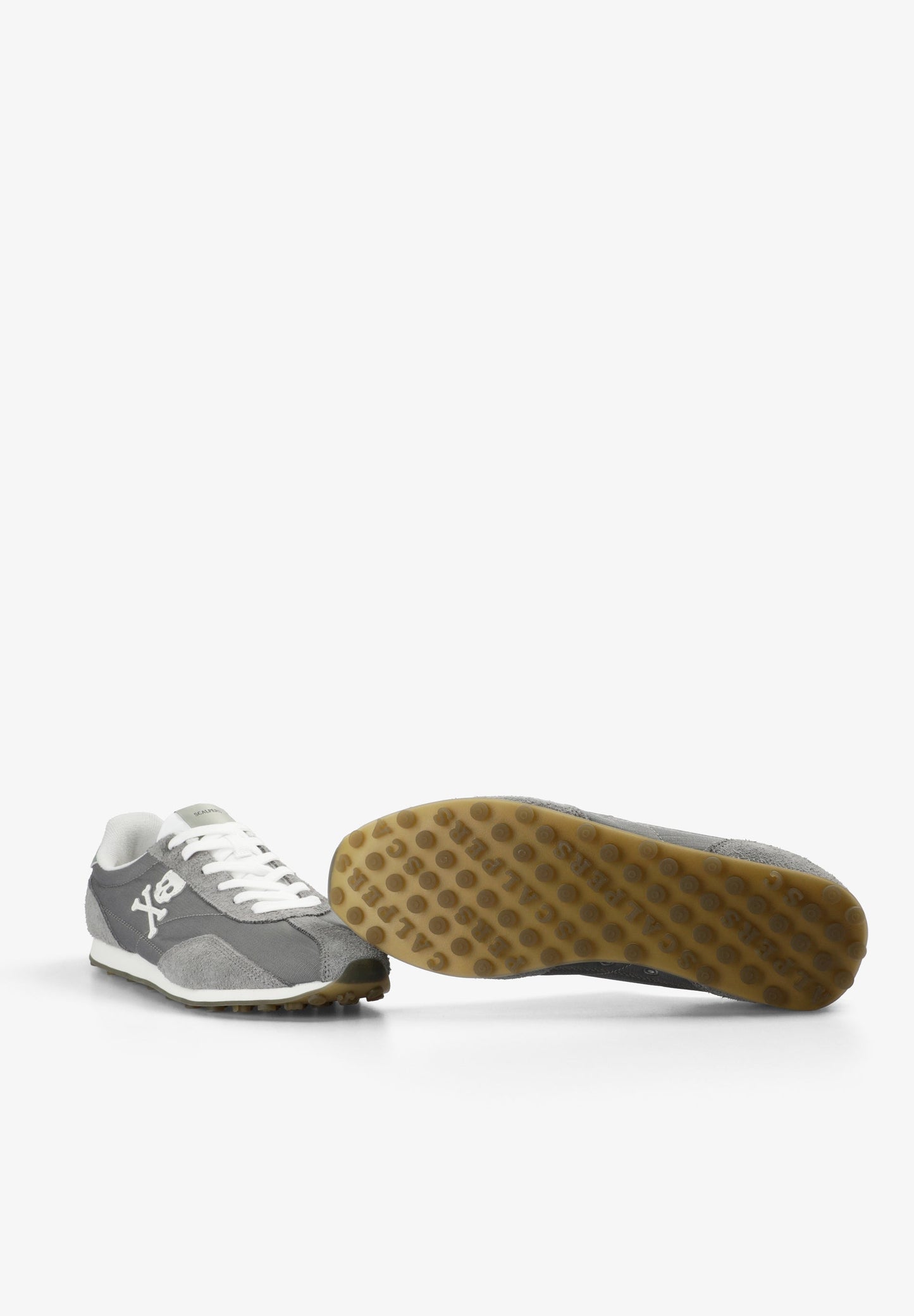 SCRACER SNEAKERS