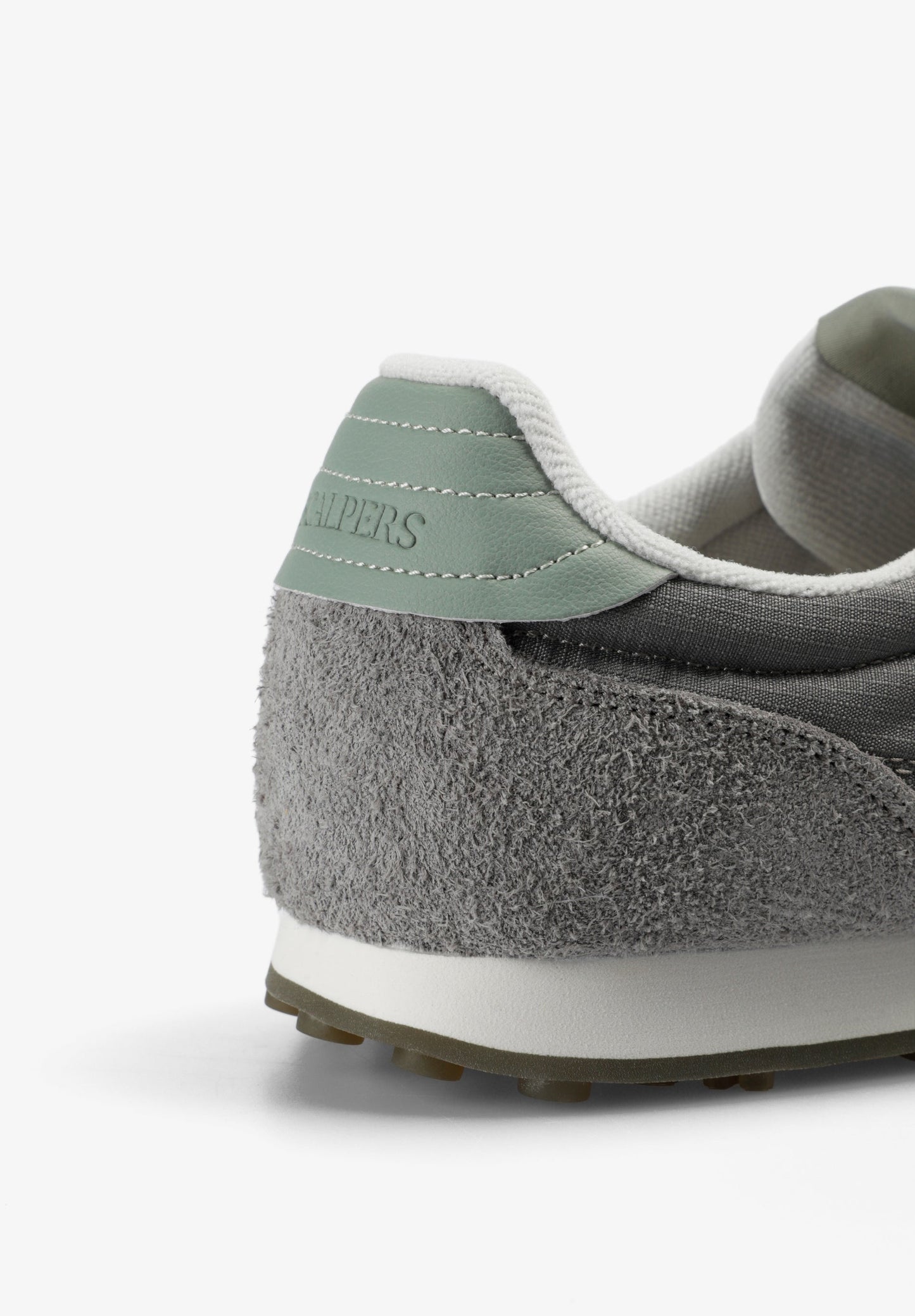 SCRACER SNEAKERS