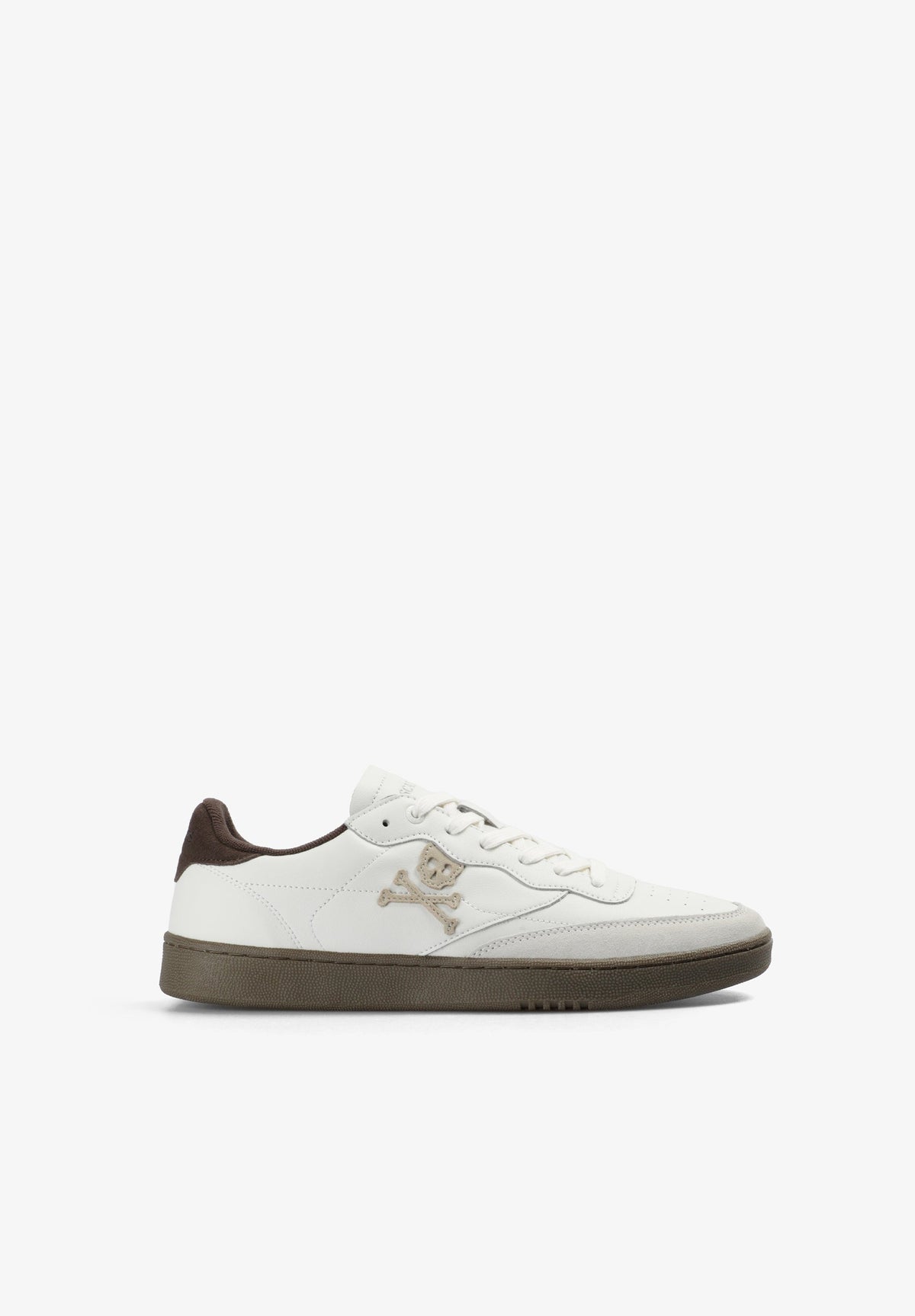 SNEAKERS CALAVERA PIEL