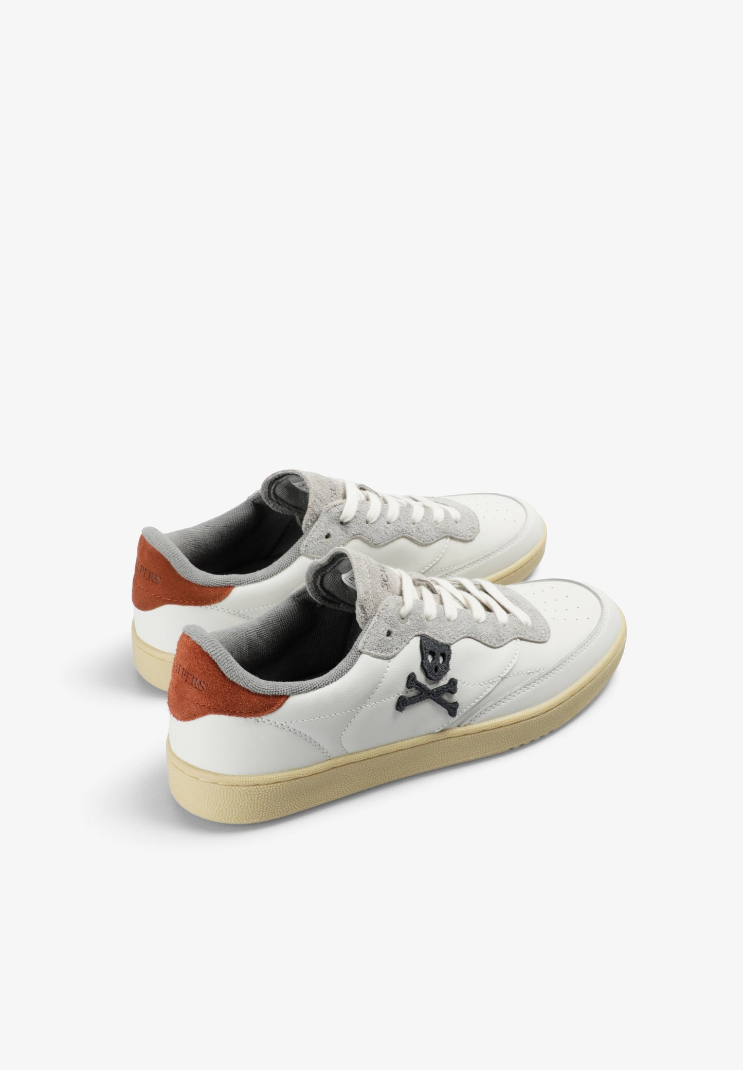 SNEAKERS CALAVERA PIEL