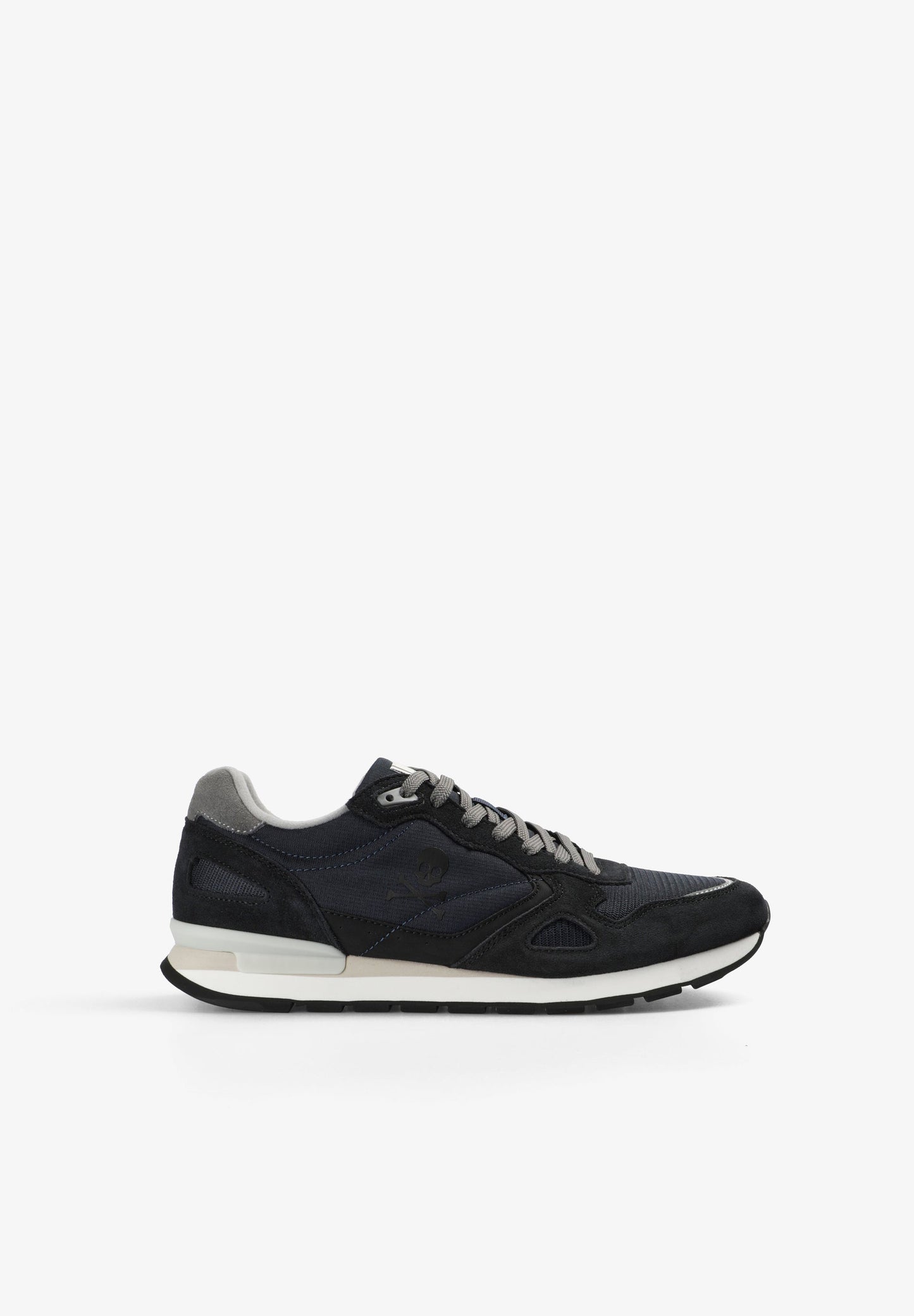 SCNUBRYAN SNEAKERS