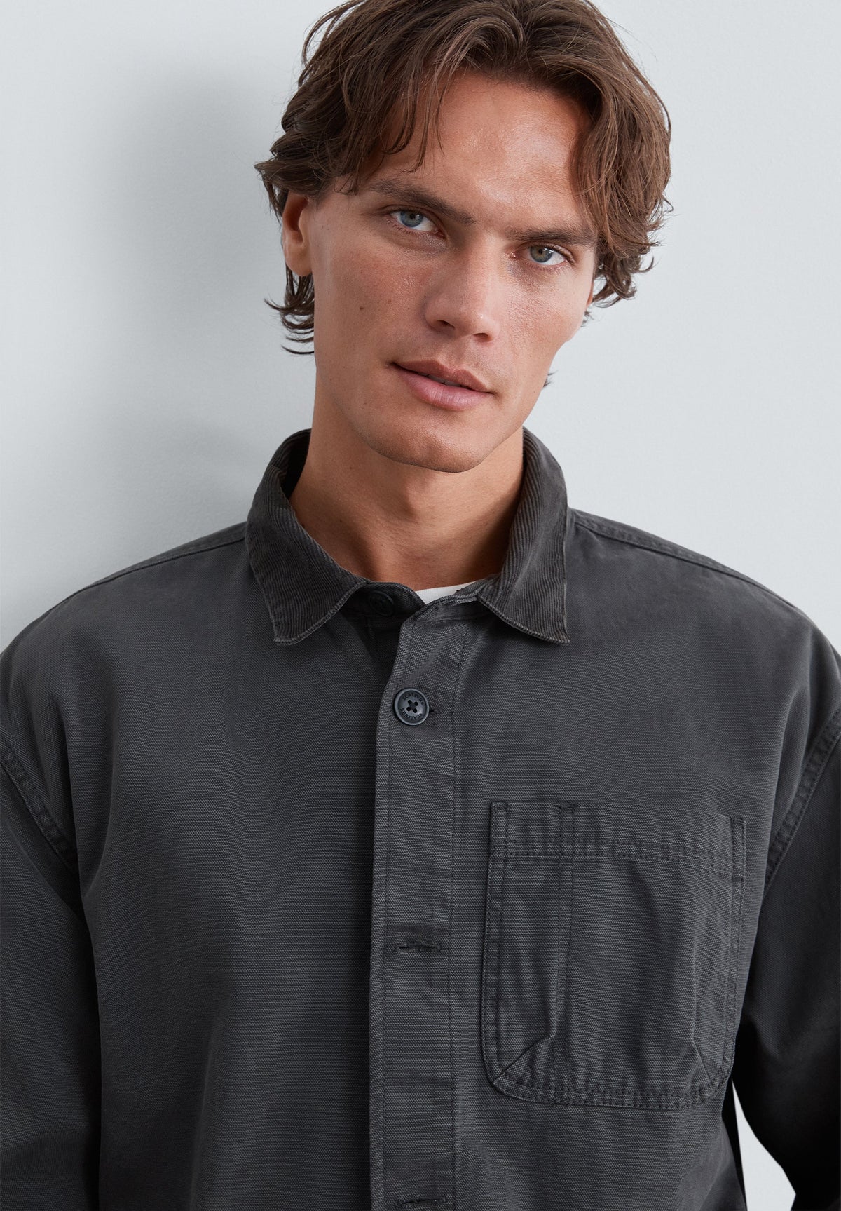 SOBRECAMISA BOLSILLOS LAVADA