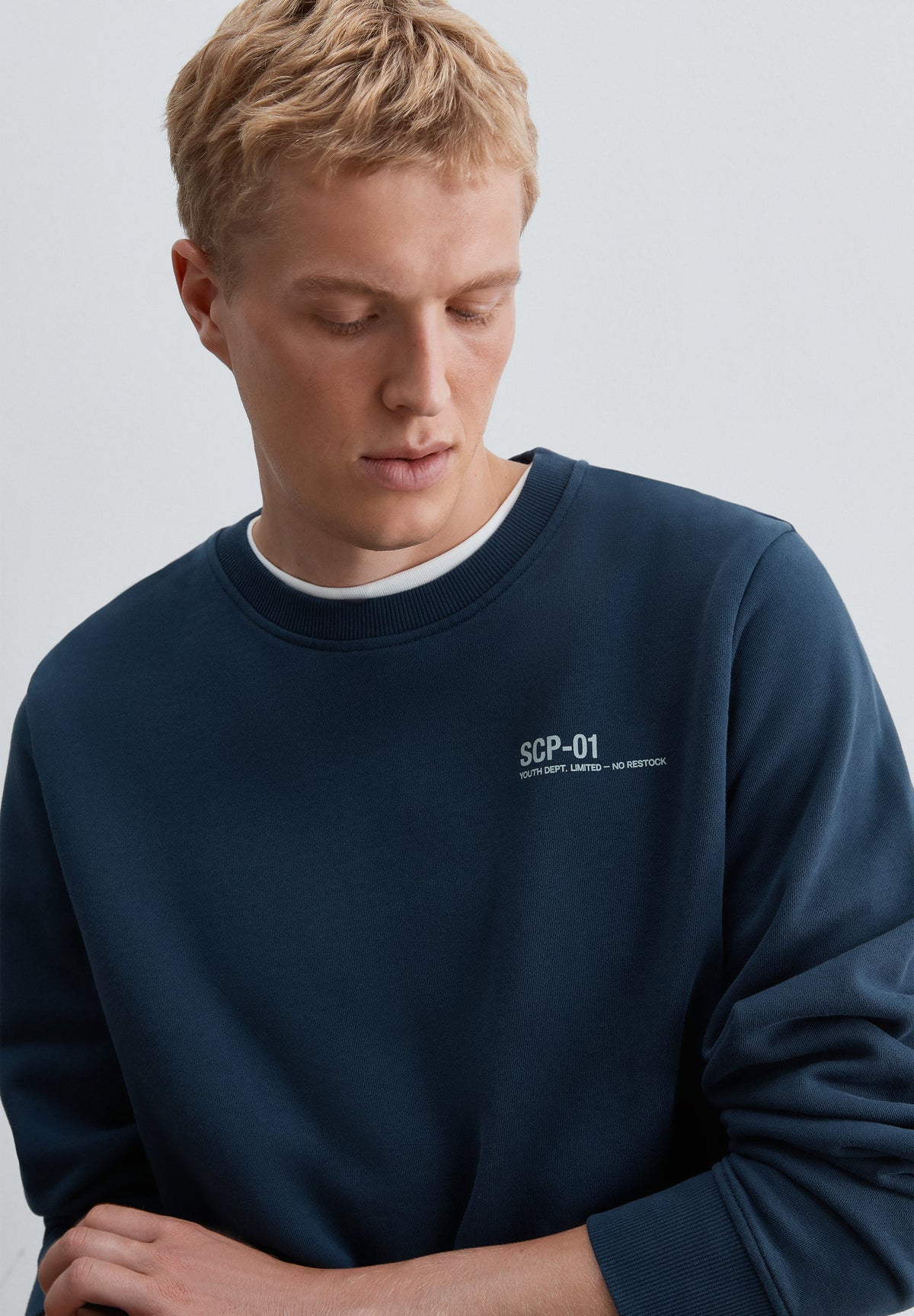 SUDADERA PRINT CONTRASTE