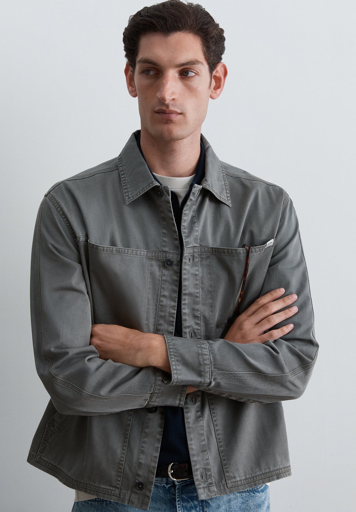 SOBRECAMISA MILITAR BOLSILLOS
