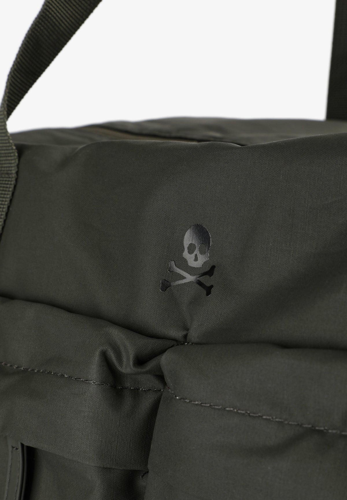 BOLSA DE VIAJE BOLSILLOS