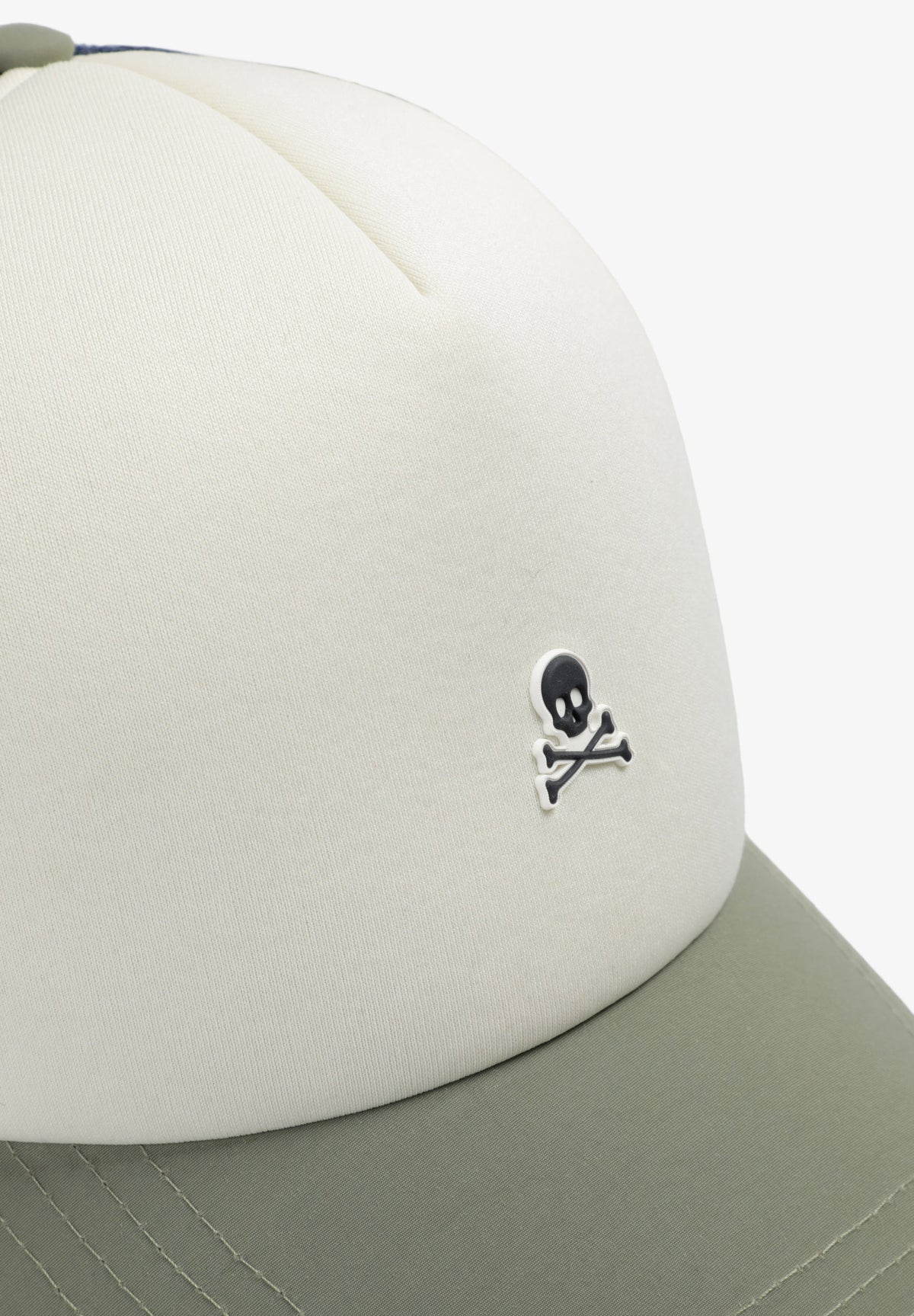GORRA TRUCKER CALAVERA