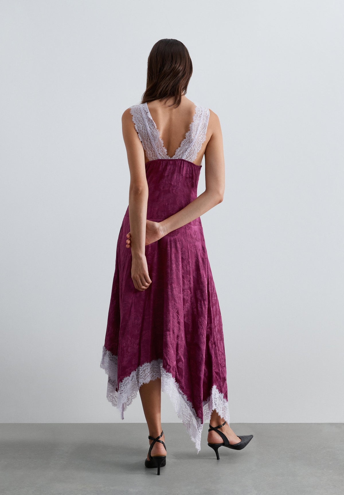 VESTIDO LENCERO JACQUARD