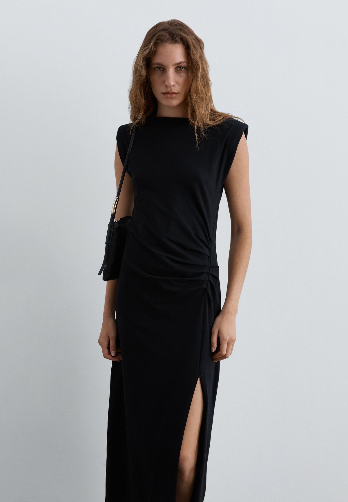 VESTIDO MIDI DRAPEADO LATERAL