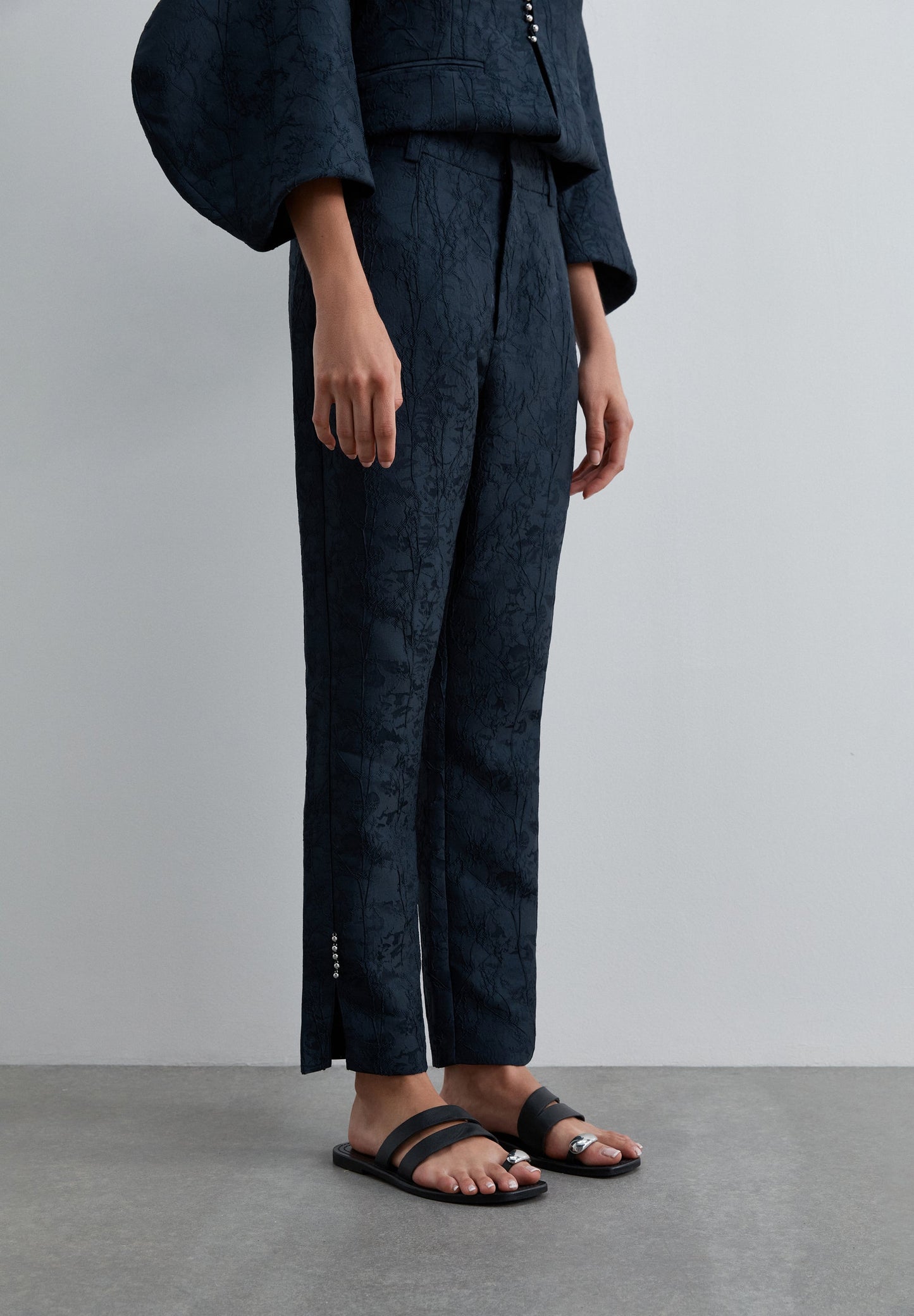 PANTALÓN JACQUARD ANKLE FLARE
