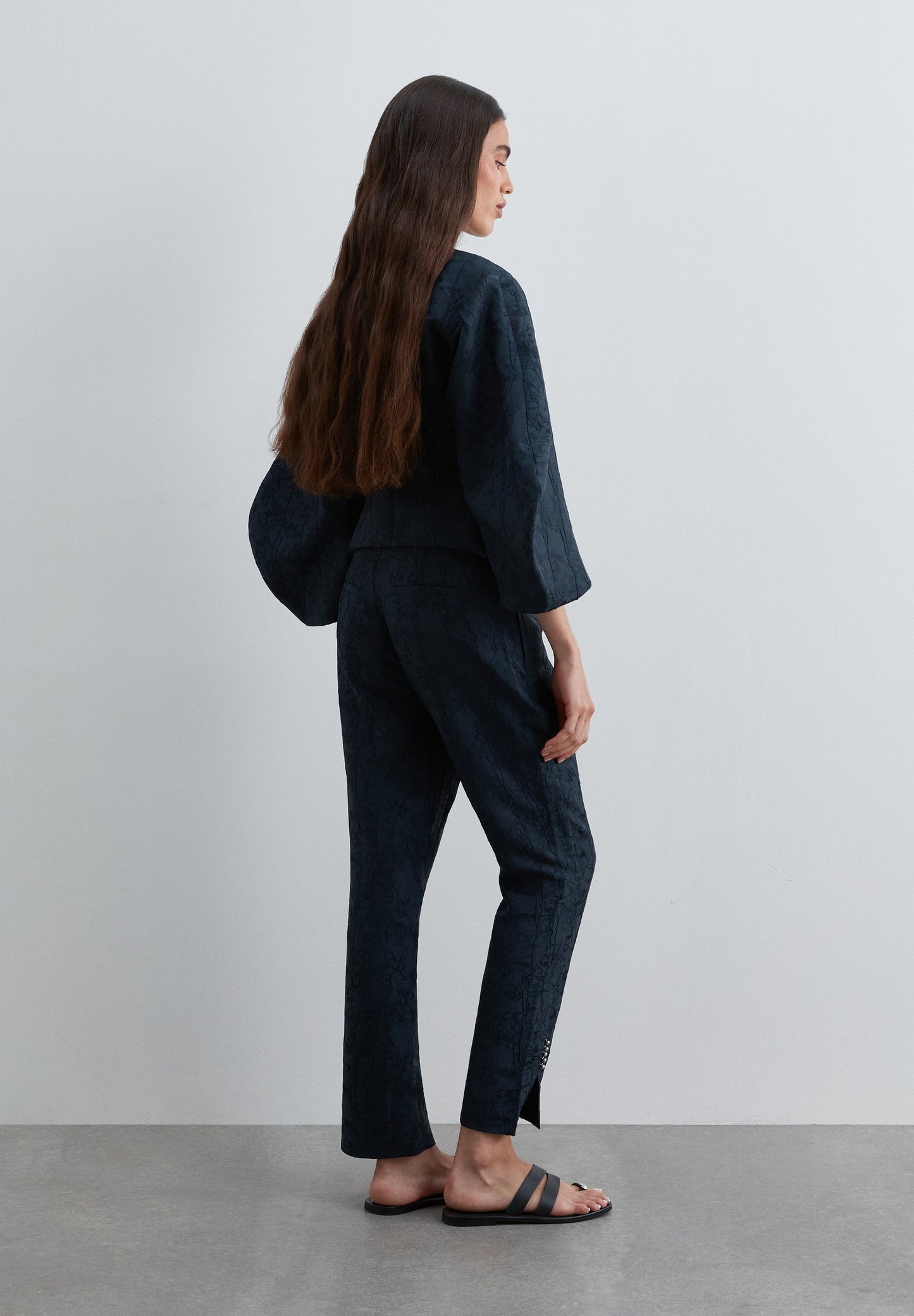 PANTALÓN JACQUARD ANKLE FLARE